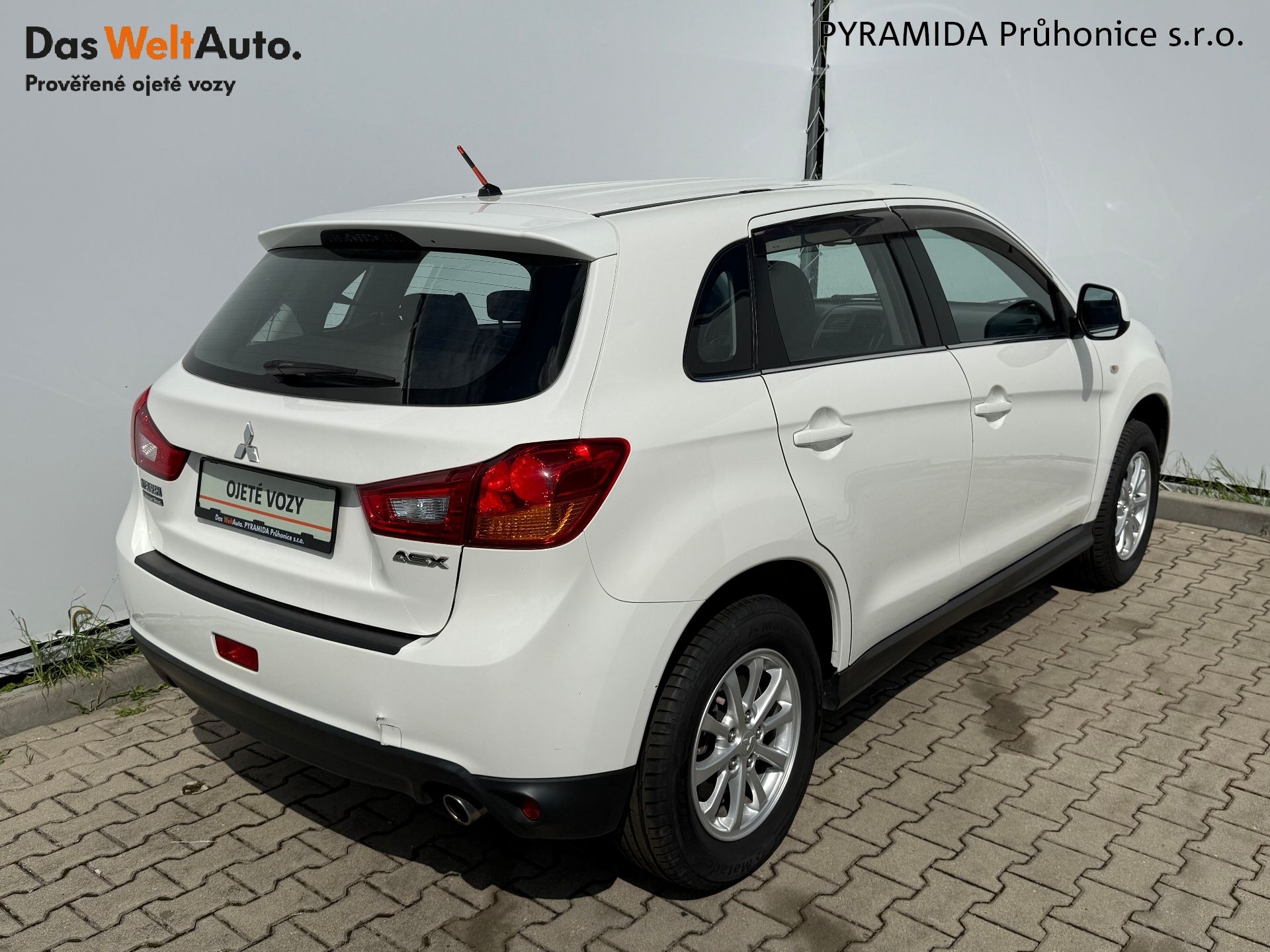 Mitsubishi ASX, 1.6 MIVEC 86 kW Inform - fotka 2
