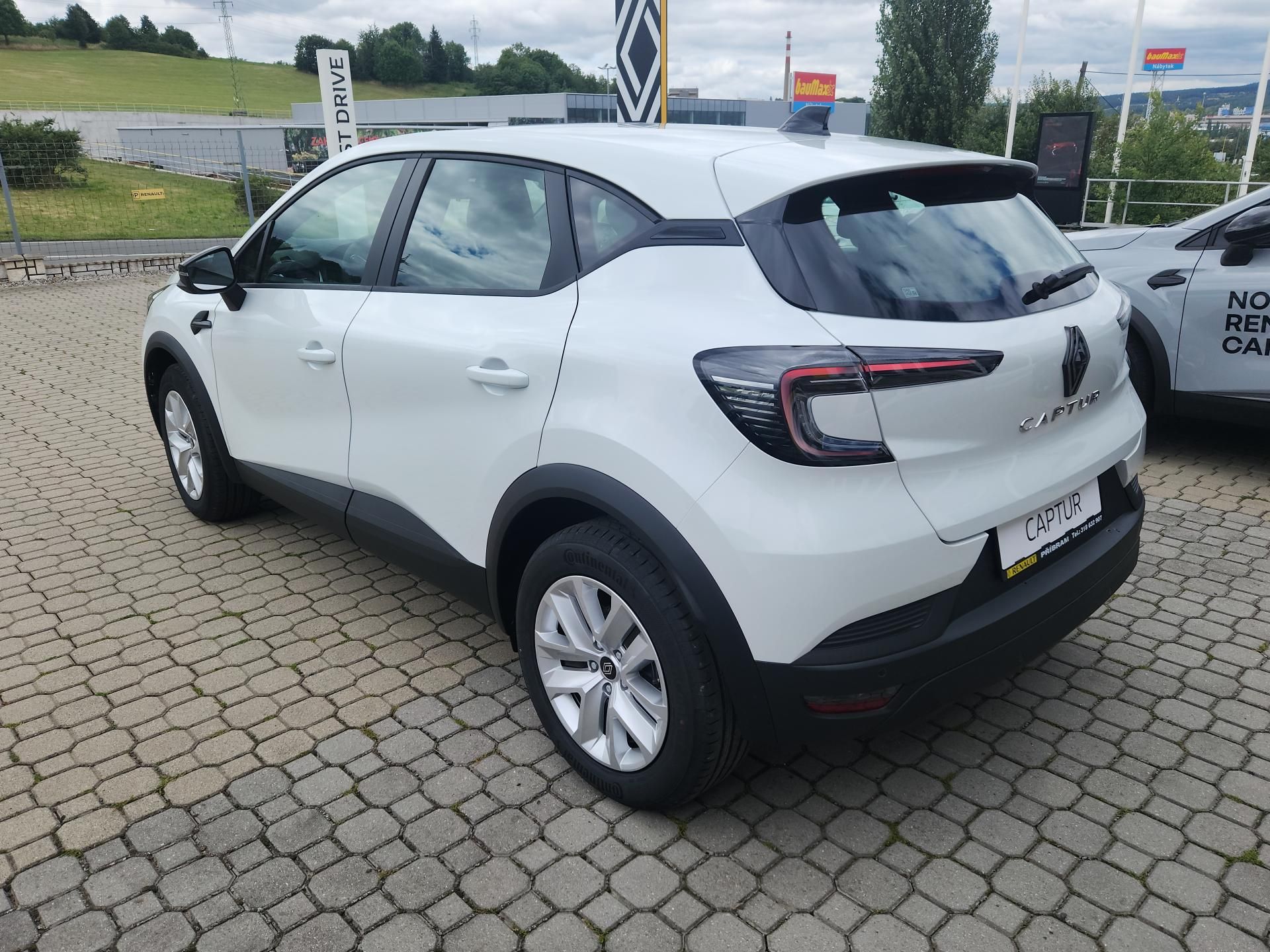 Renault Captur, evolution TCe 115 - fotka 4