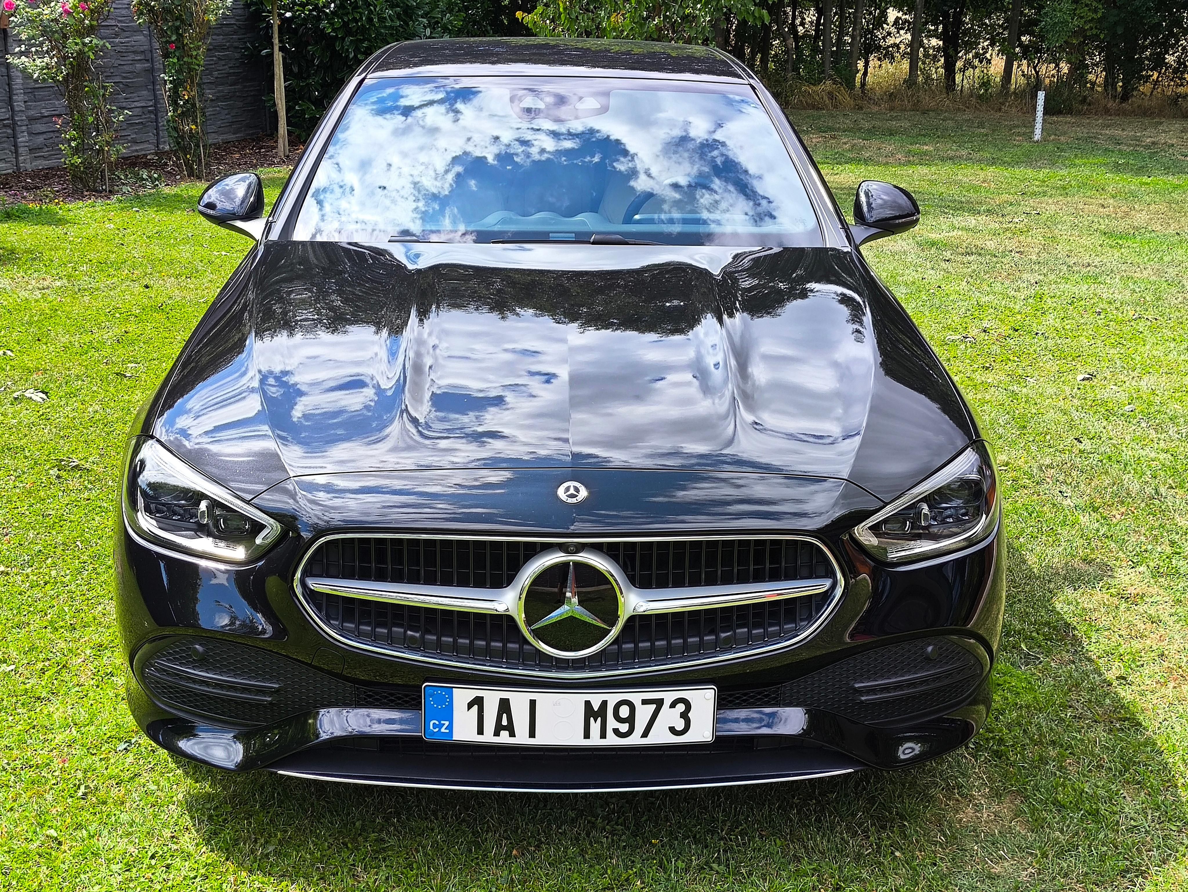 Mercedes-Benz Třídy C, 180 Avantgarde Premium DCC - fotka 2