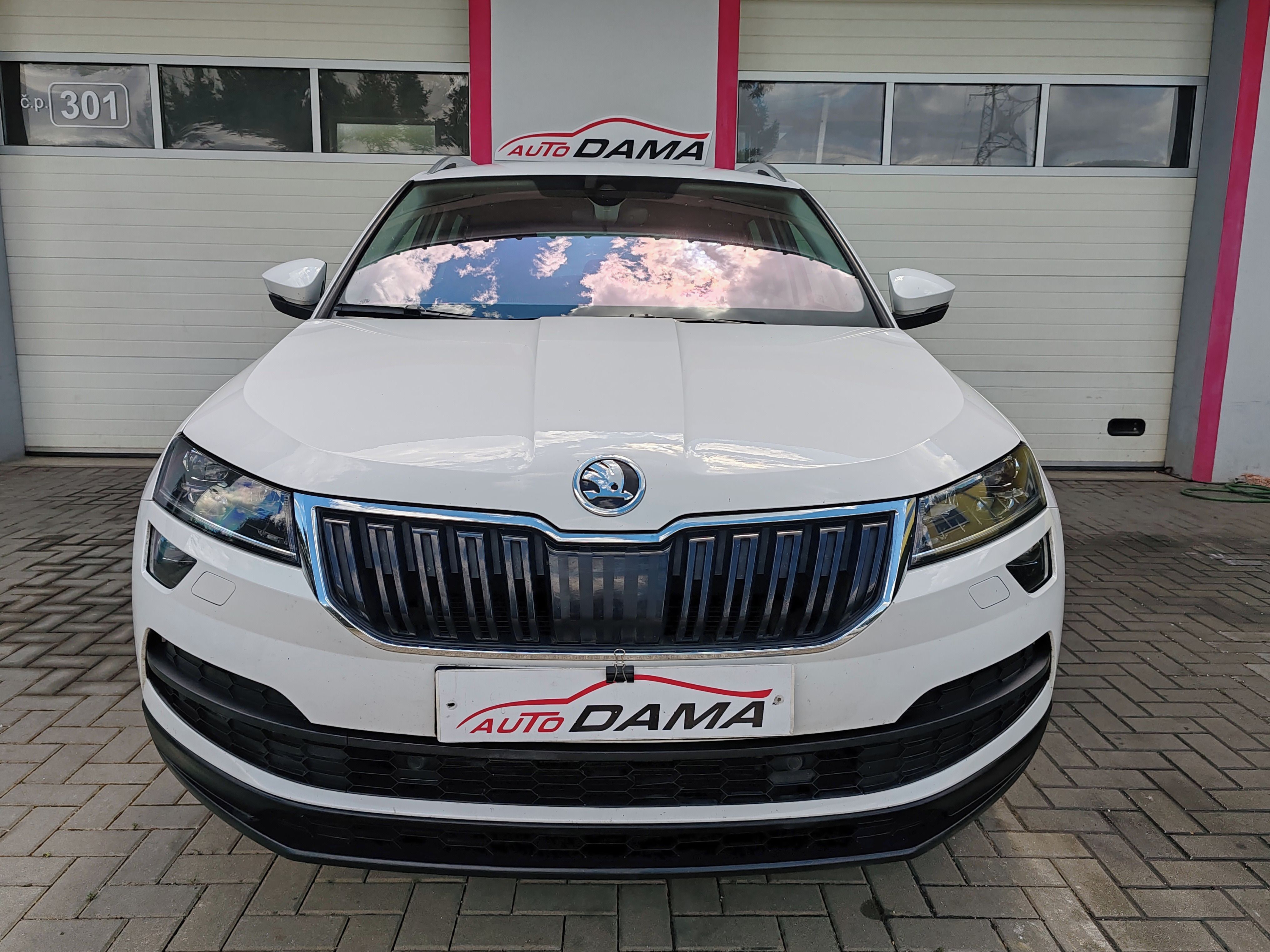 Škoda Karoq, 1.5TSI 110KW STYLE DSG*1.Maj - fotka 2