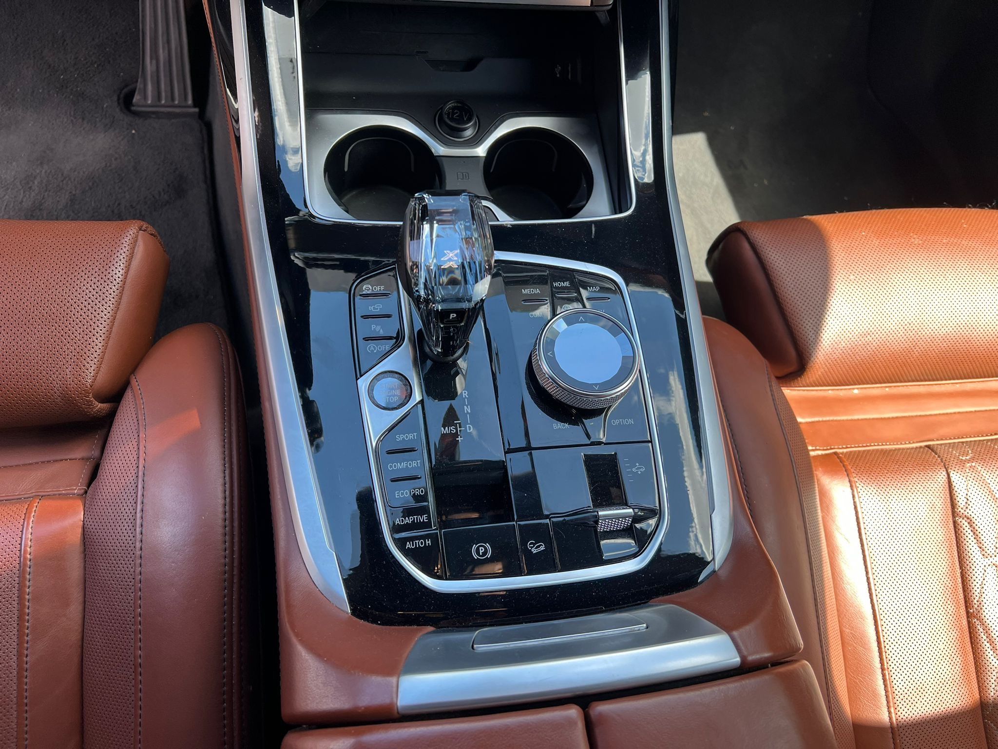 BMW X7, BMW X7 Individual M-packet 30d - fotka 6