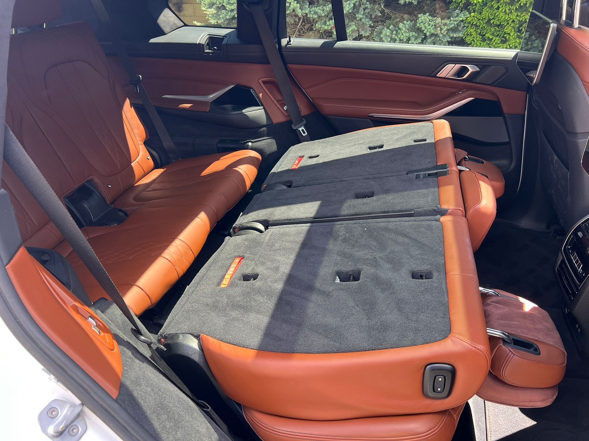 BMW X7, BMW X7 Individual M-packet 30d - fotka 4