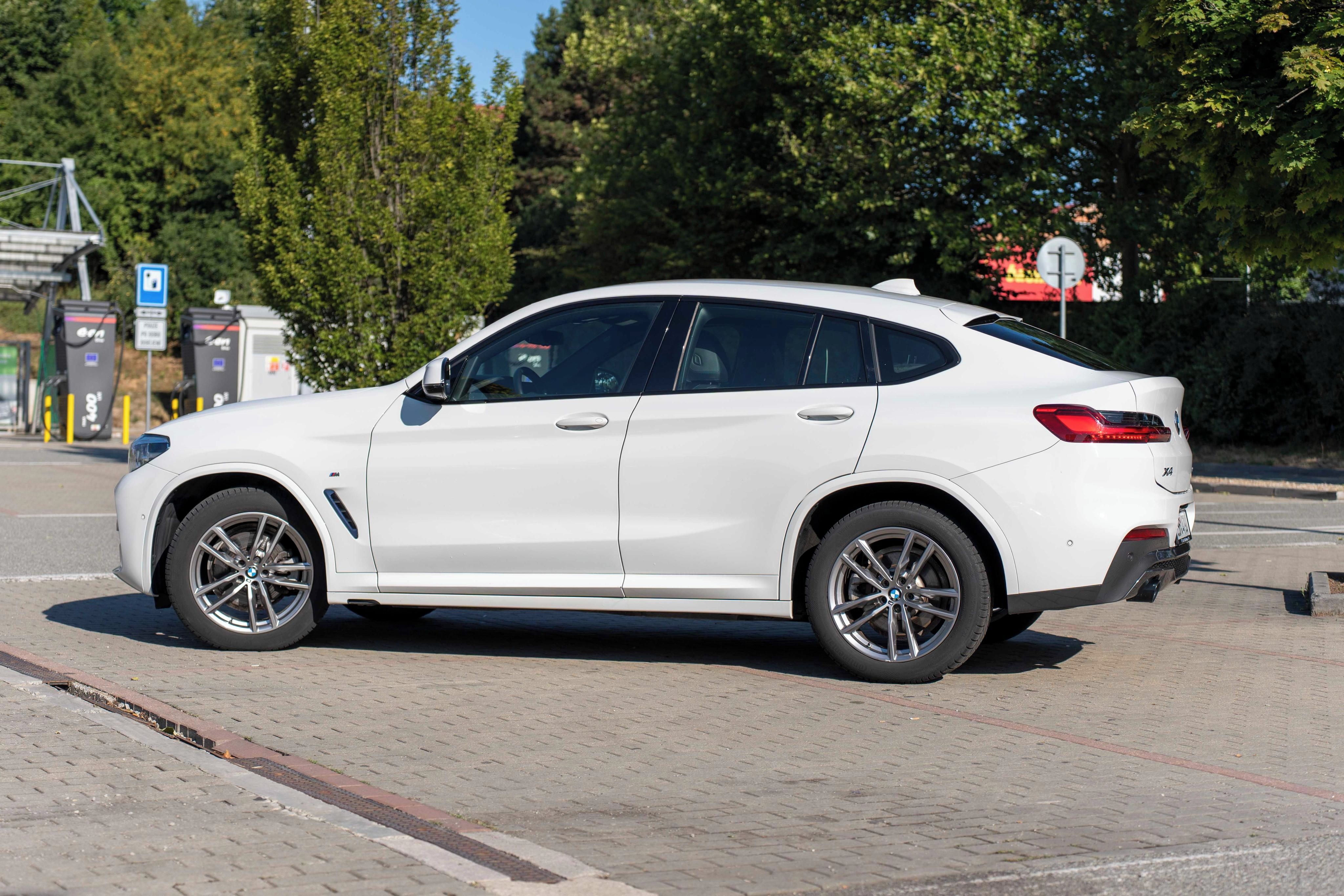 BMW X4, xDrive20d M Sport paket - fotka 5