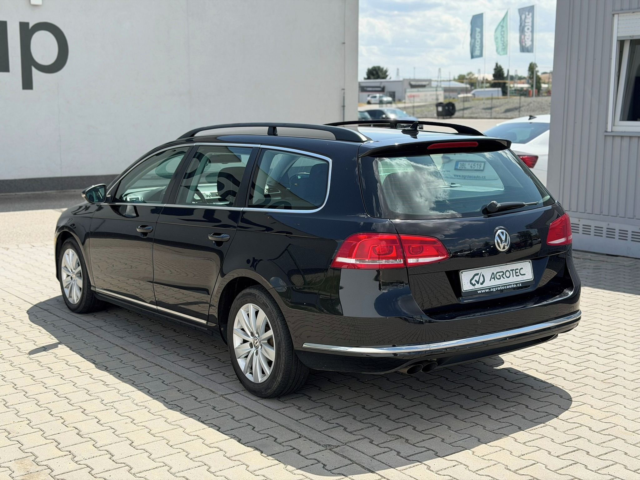 Volkswagen Passat, 2.0 TDI 103 kW Comfortline - fotka 5