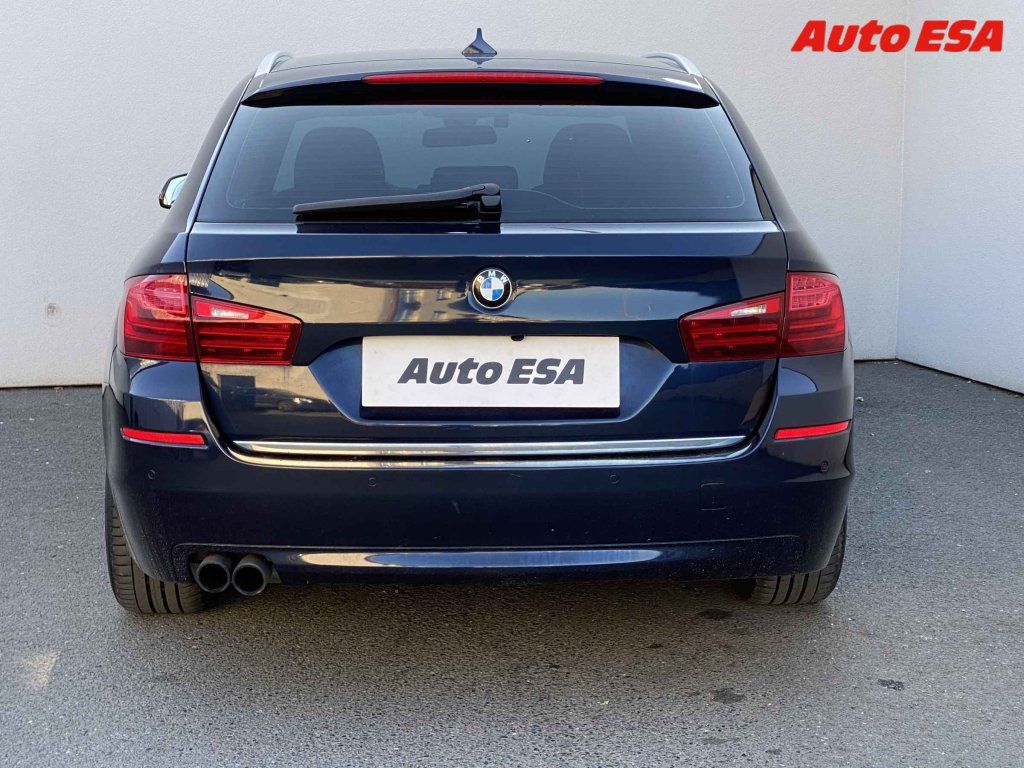 BMW Řada 5, 2.0i 528i xDrive,LuxuryLine - fotka 5