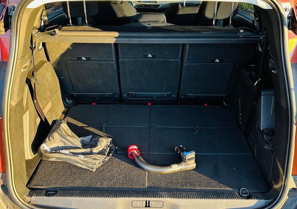 Peugeot 5008, tovární záruka+Webasto+servis - fotka 6