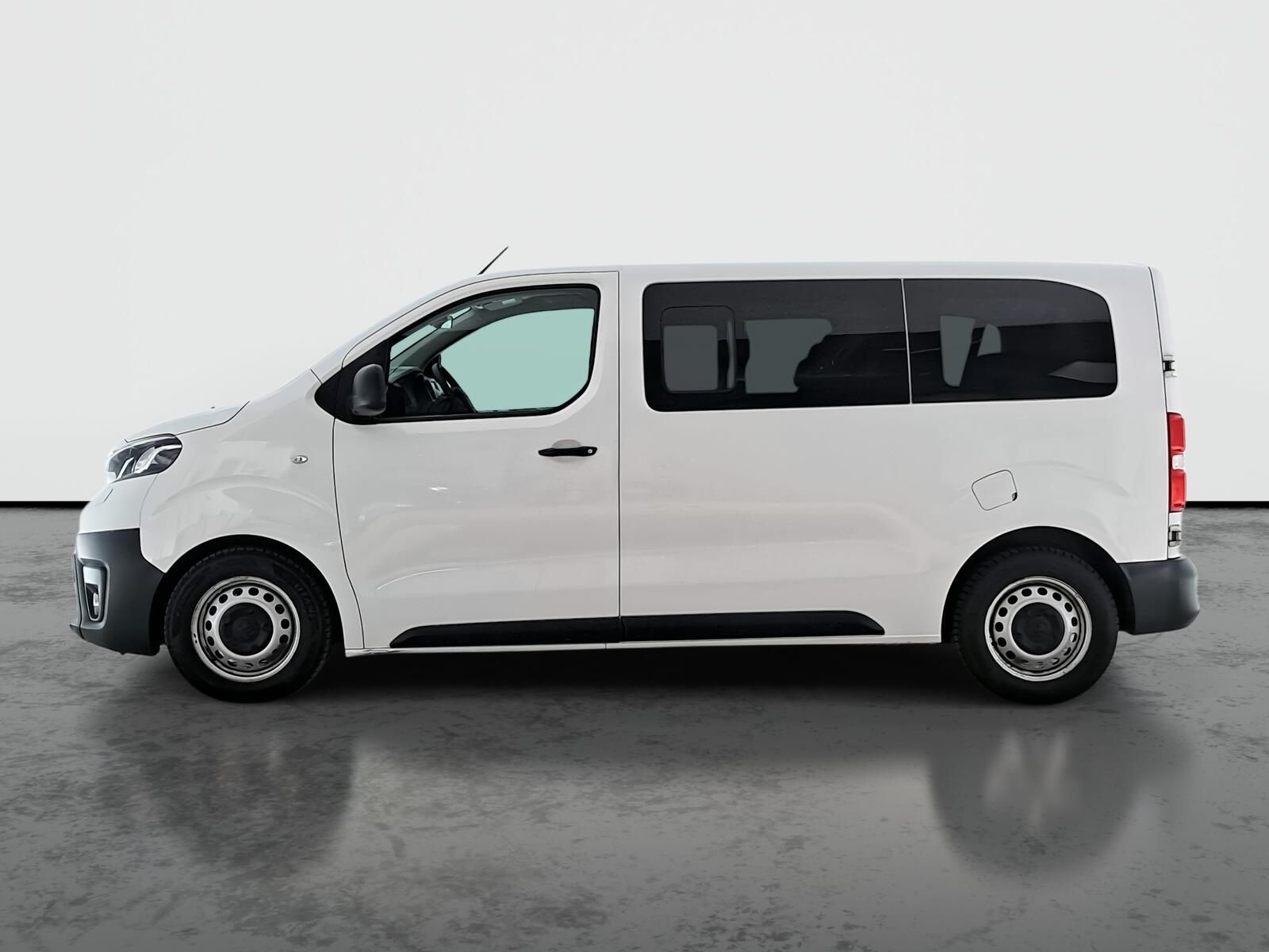 Toyota Proace, 2.0 D-4D, Kombi, 9 míst, L1 - fotka 3