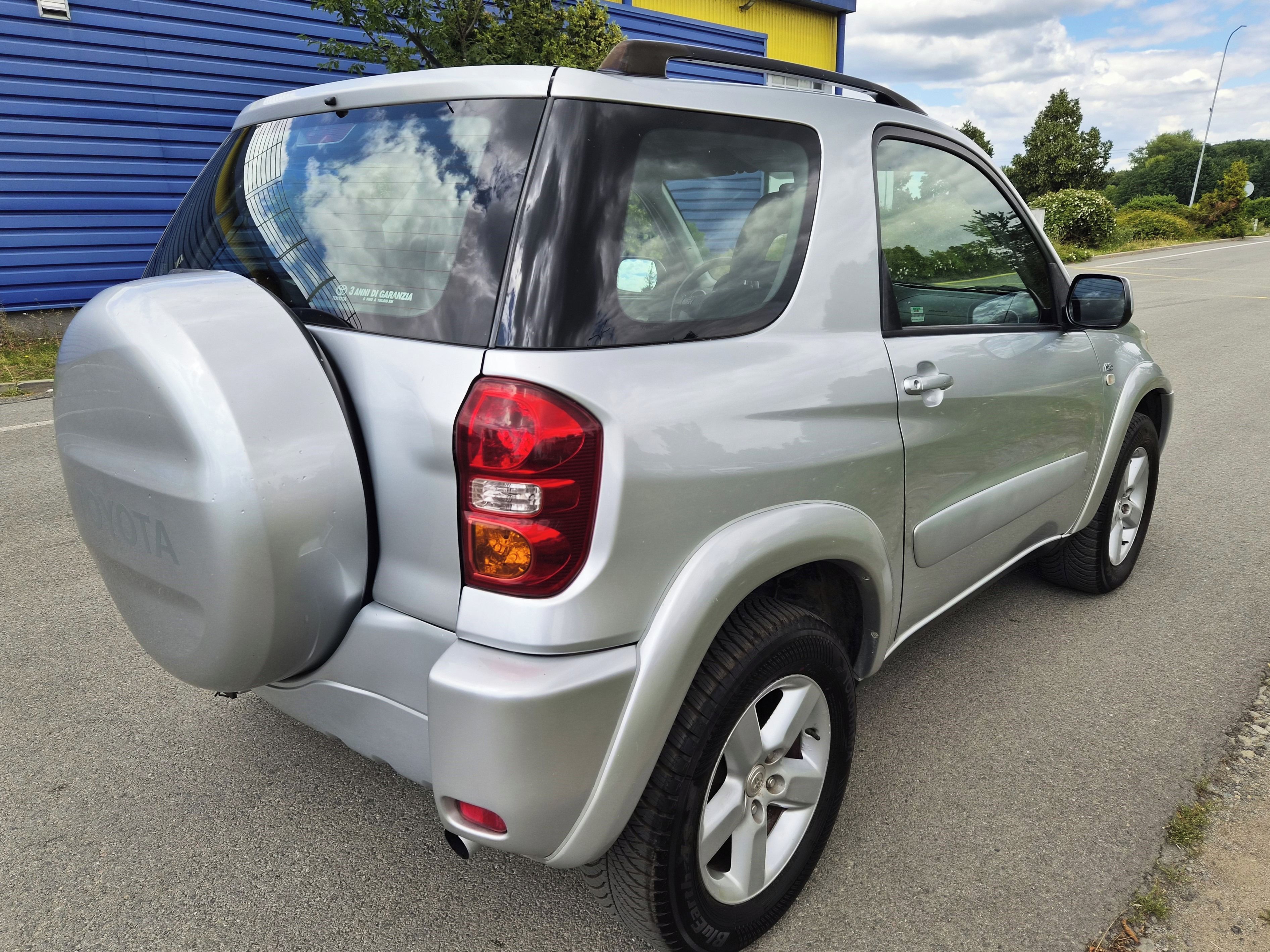 Toyota Rav4, 2.0 D-4D MANUAL 1 MAJ.V ČR 4X4 - fotka 5
