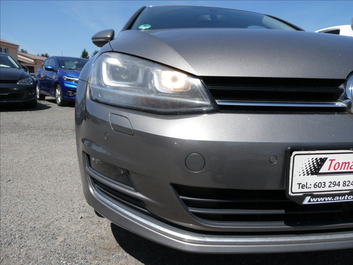 Volkswagen Golf, 1,4 TSi 103kW DSG, webasto - fotka 5