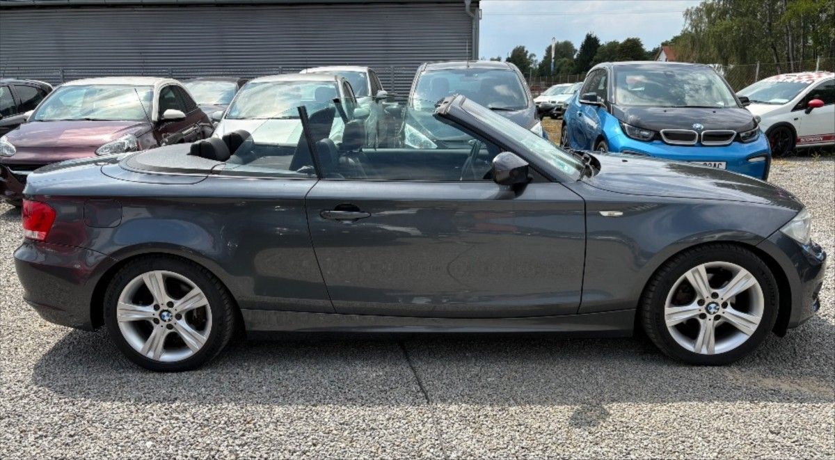 BMW Řada 1, 2,0 120d CABRIO - fotka 5