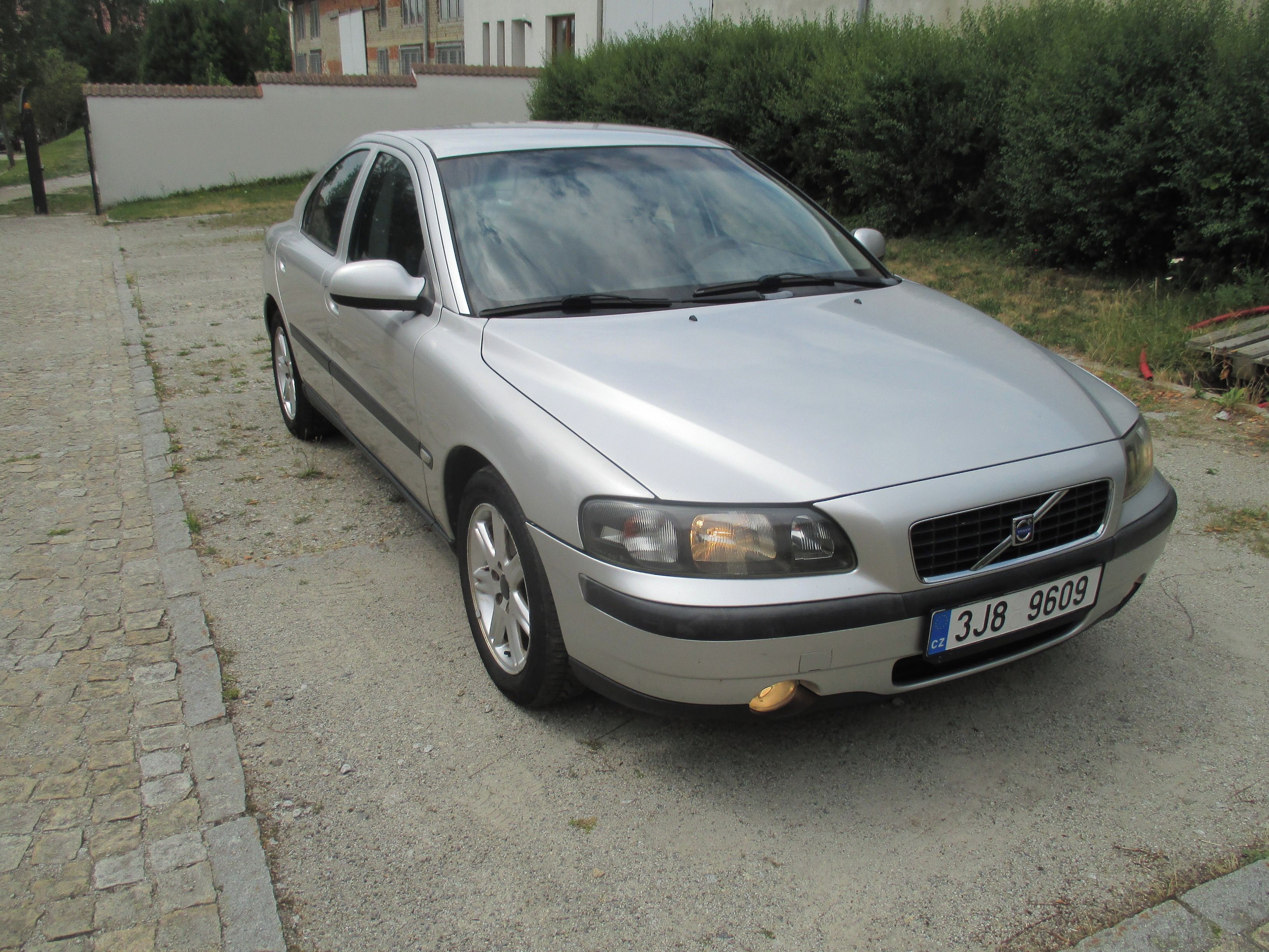Volvo S60, 2,4 RS 61 P2  benzin 125 kw - fotka 3