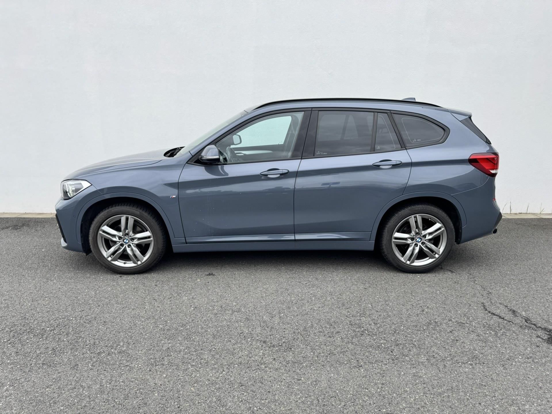 BMW X1, X1 sDrive18i Mpaket - fotka 3