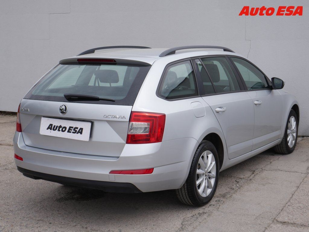 Škoda Octavia, 1.6 TDi,Ambition - fotka 5