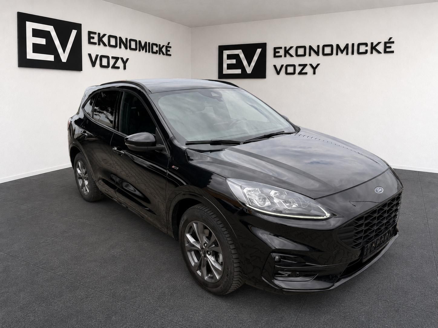 Ford Kuga, 2.5 HYBRID, 4x4,ST-LINE, - fotka 5