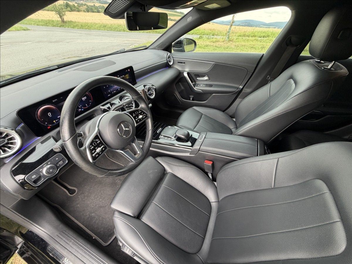 Mercedes-Benz CLA, 200 Shooting Break 120kW - fotka 5