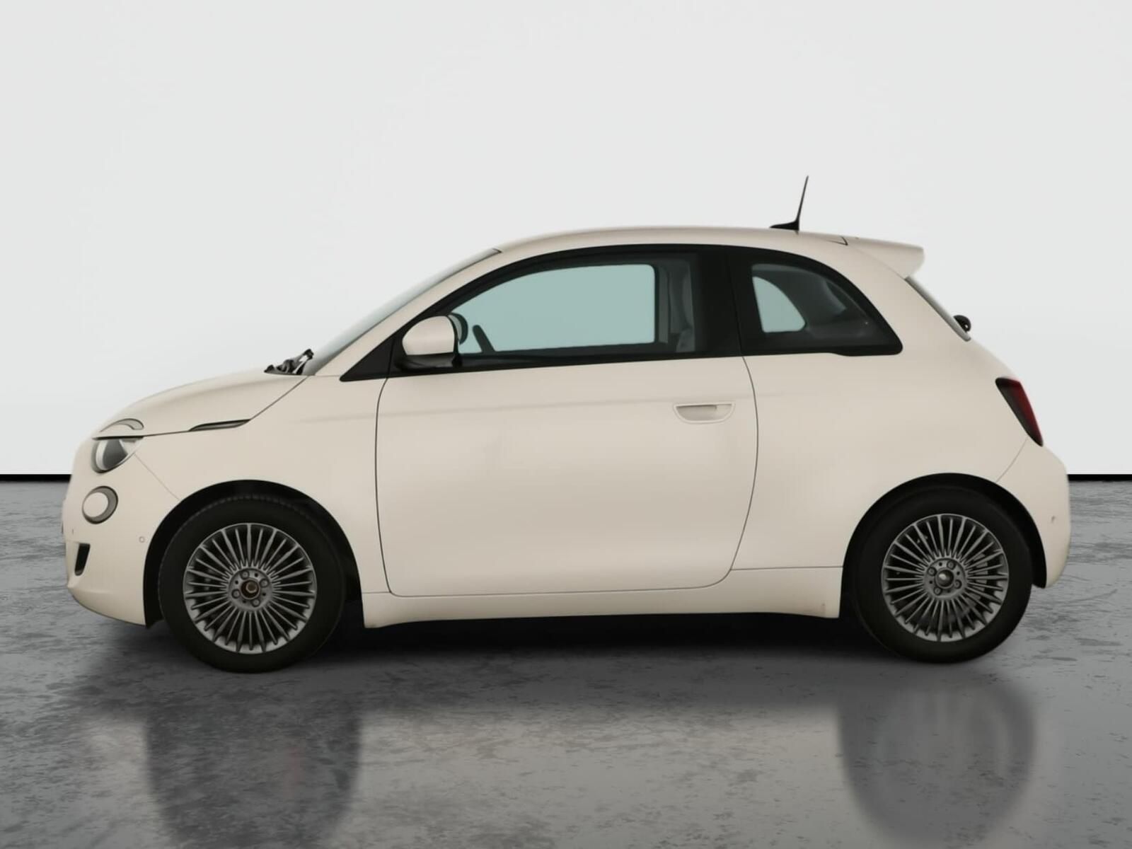 Fiat 500E, 42 kWh, SoH 92%, Automat - fotka 3