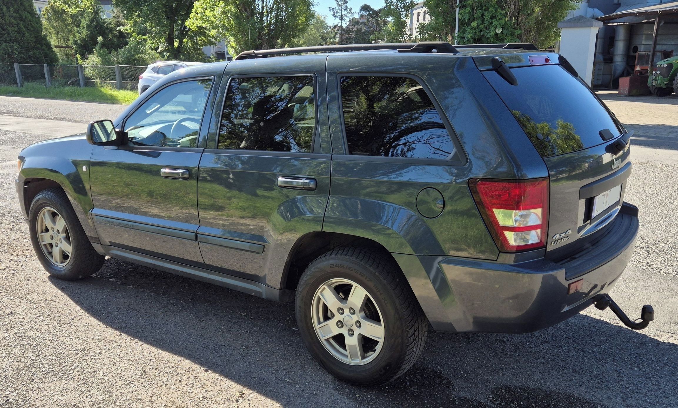 Jeep Grand Cherokee, 3.7 V6 automat tažné 3,3t - fotka 3