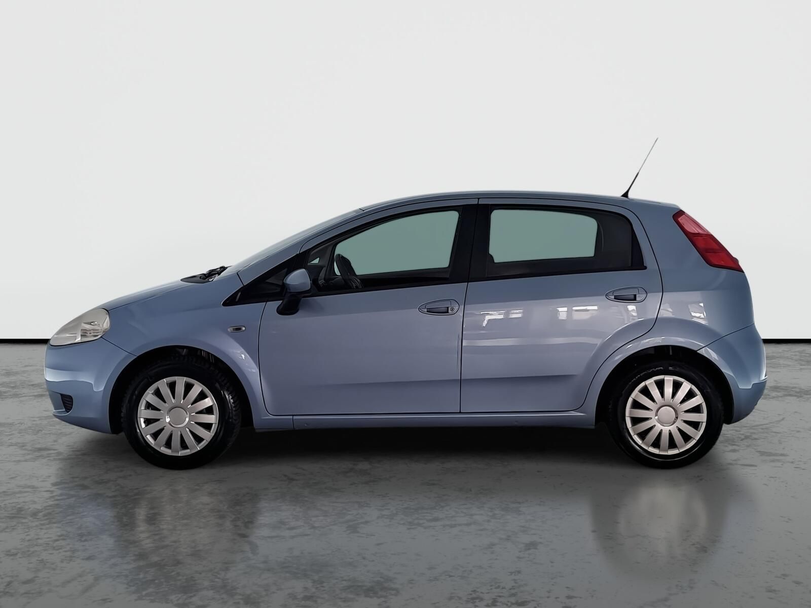 Fiat Grande Punto, 1.4, oblíbený vůz - fotka 3