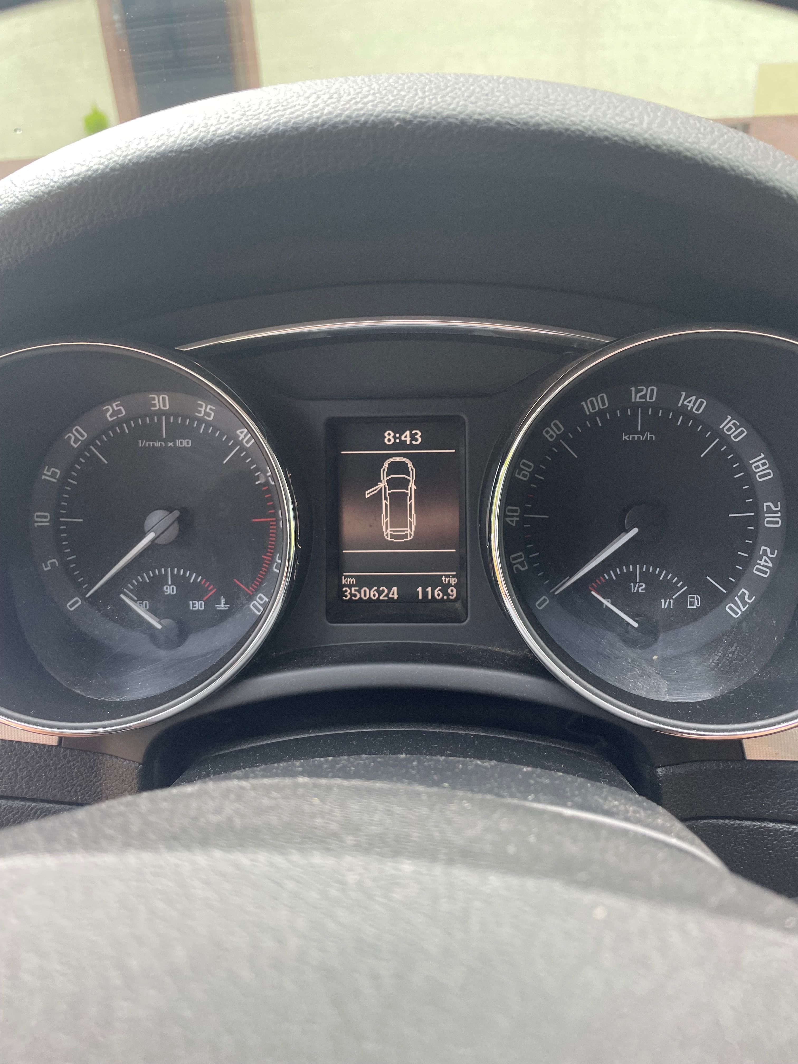 Škoda Superb - fotka 5