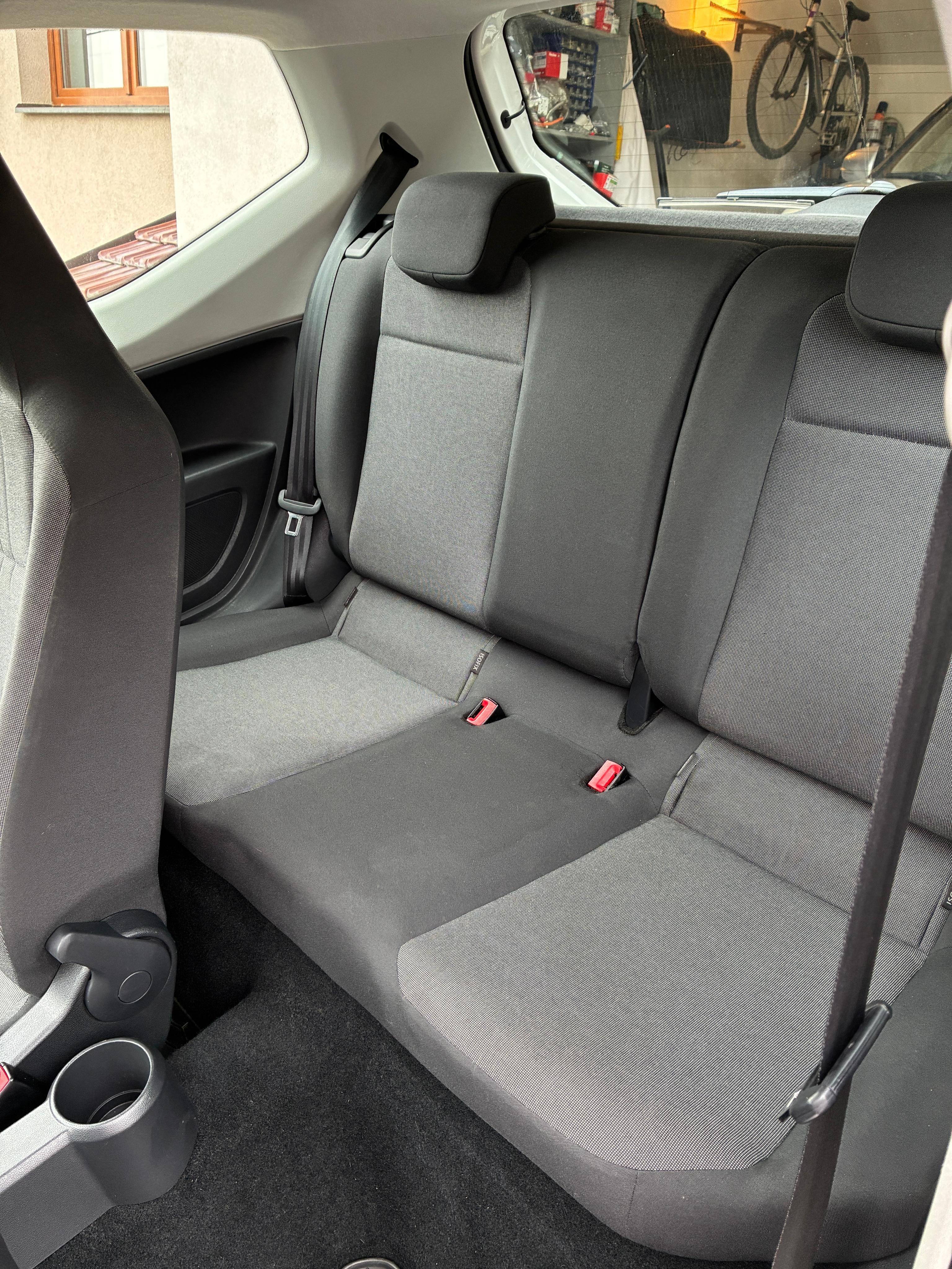 Volkswagen Up!, 55 kw, automat, STK do 2/28 - fotka 5