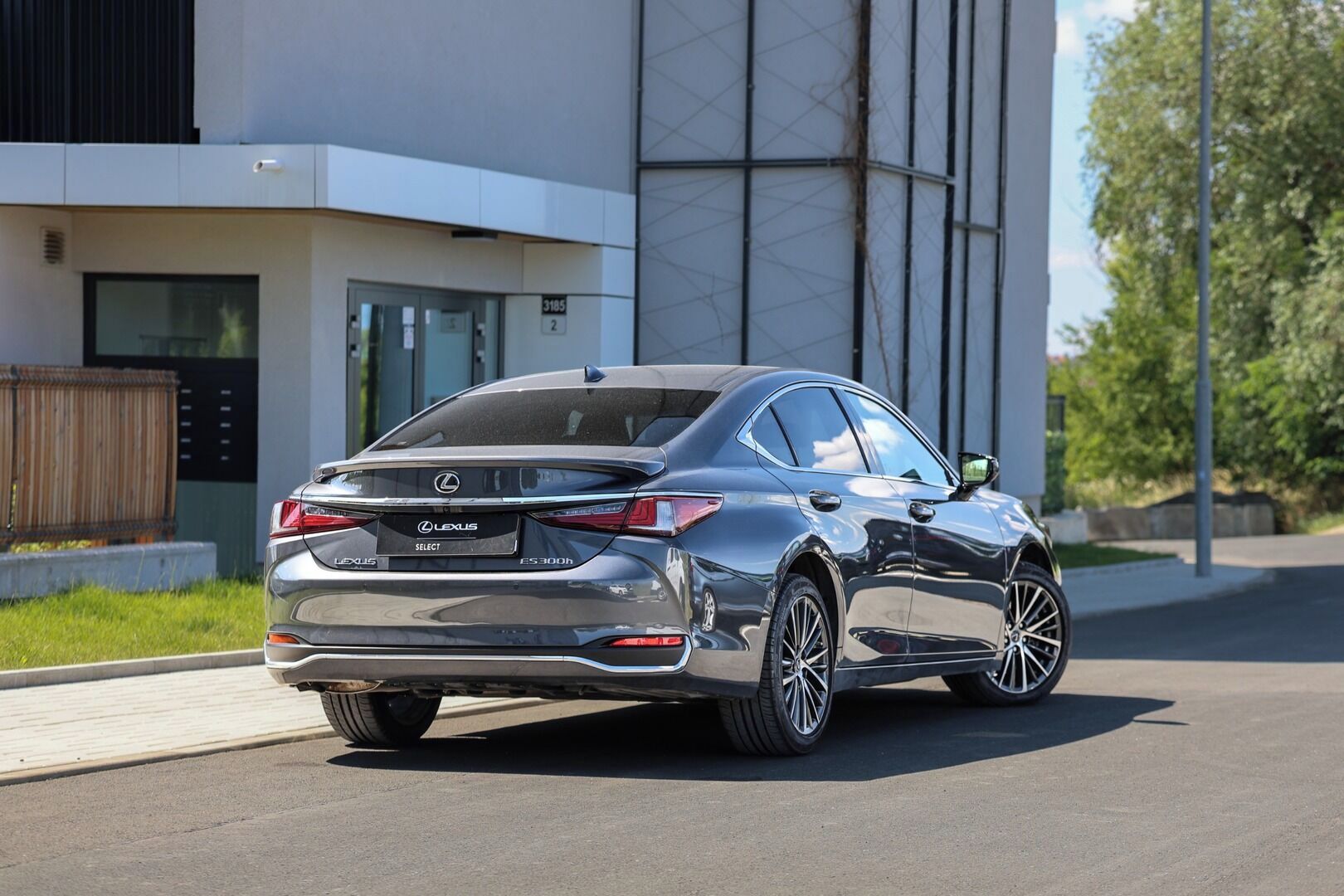 Lexus ES 300h, 300H 2,5 HEV BUSINESS EDITION - fotka 5