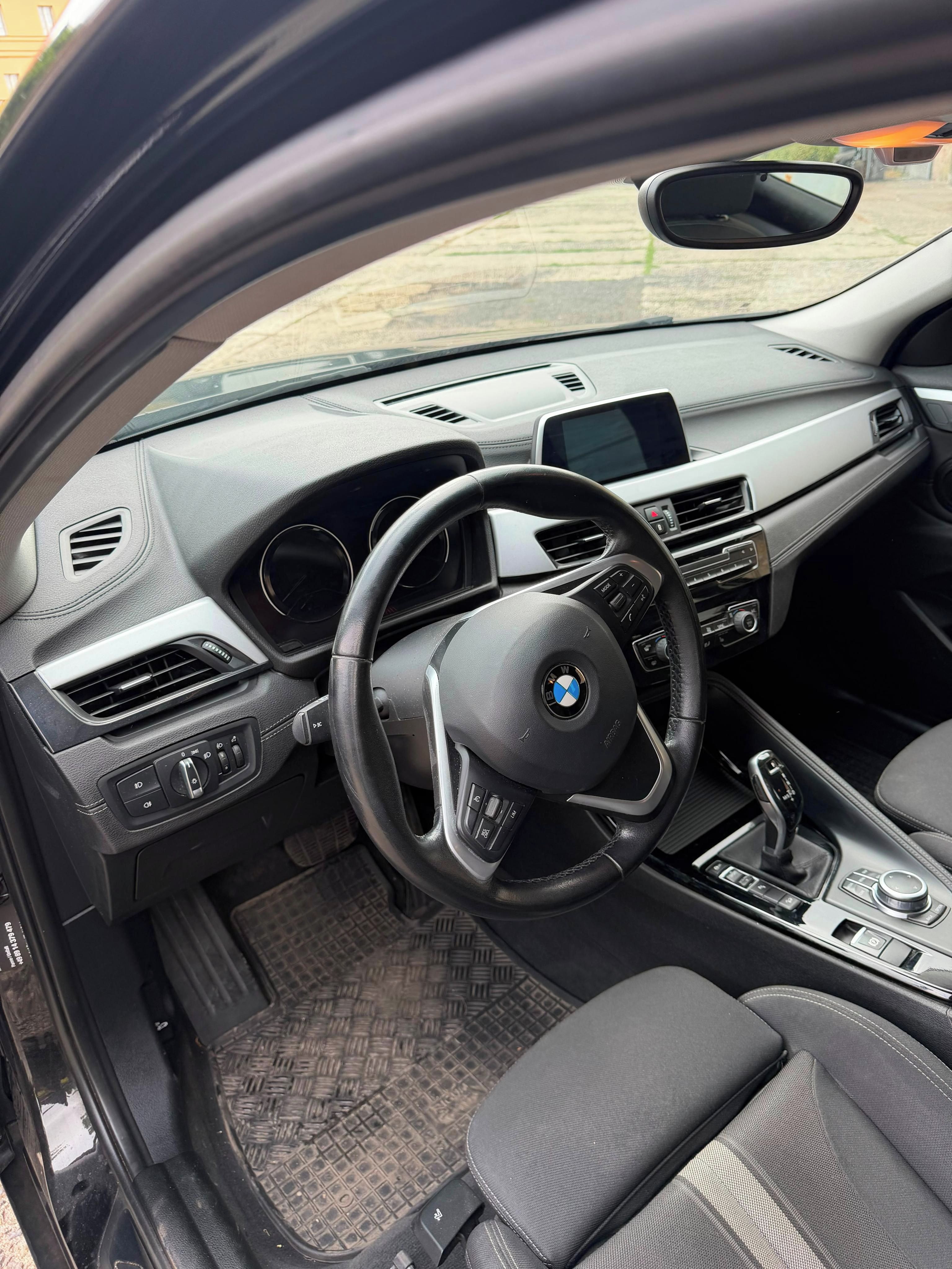 BMW X2 - fotka 3
