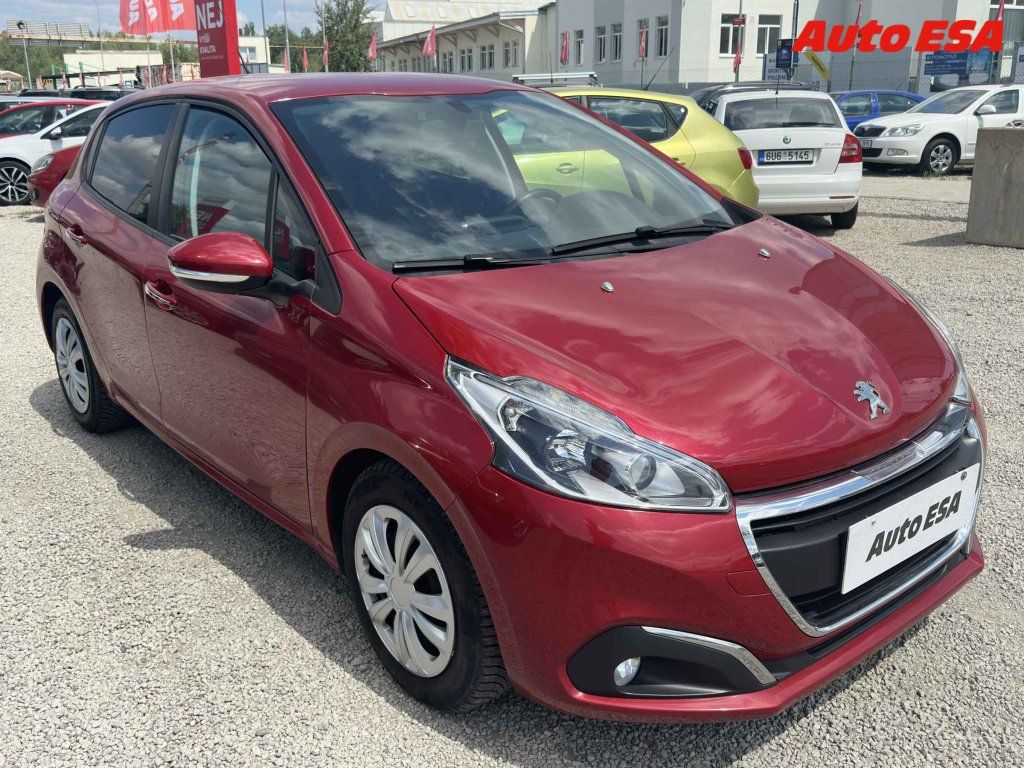 Peugeot 208, 1.6 HDi,ČR
