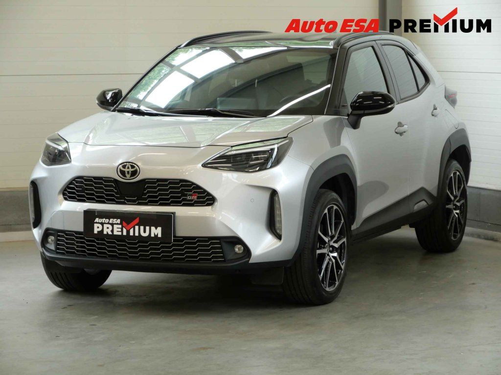 Toyota Yaris Cross, 1.5e-CVT,1.maj,ČR,AT,LED - fotka 3