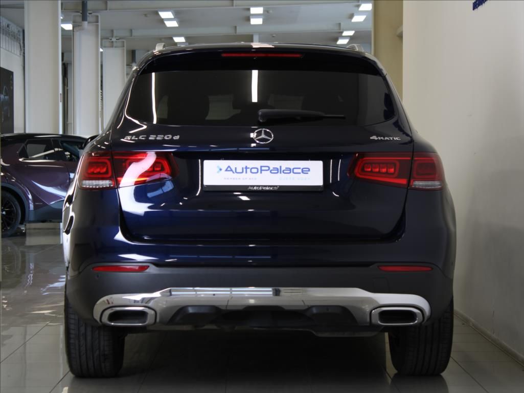 Mercedes-Benz GLC, 2,0 220d 4M Paměť 360° Tažné - fotka 4