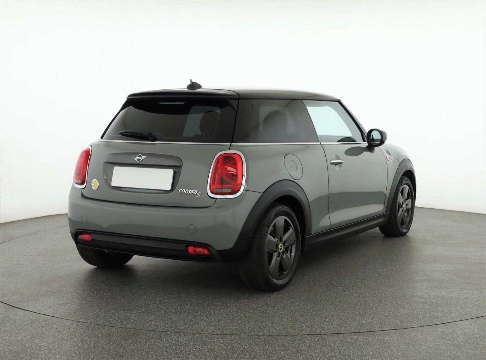 Mini, Cooper SE 32 kWh, SoH 94% - fotka 5