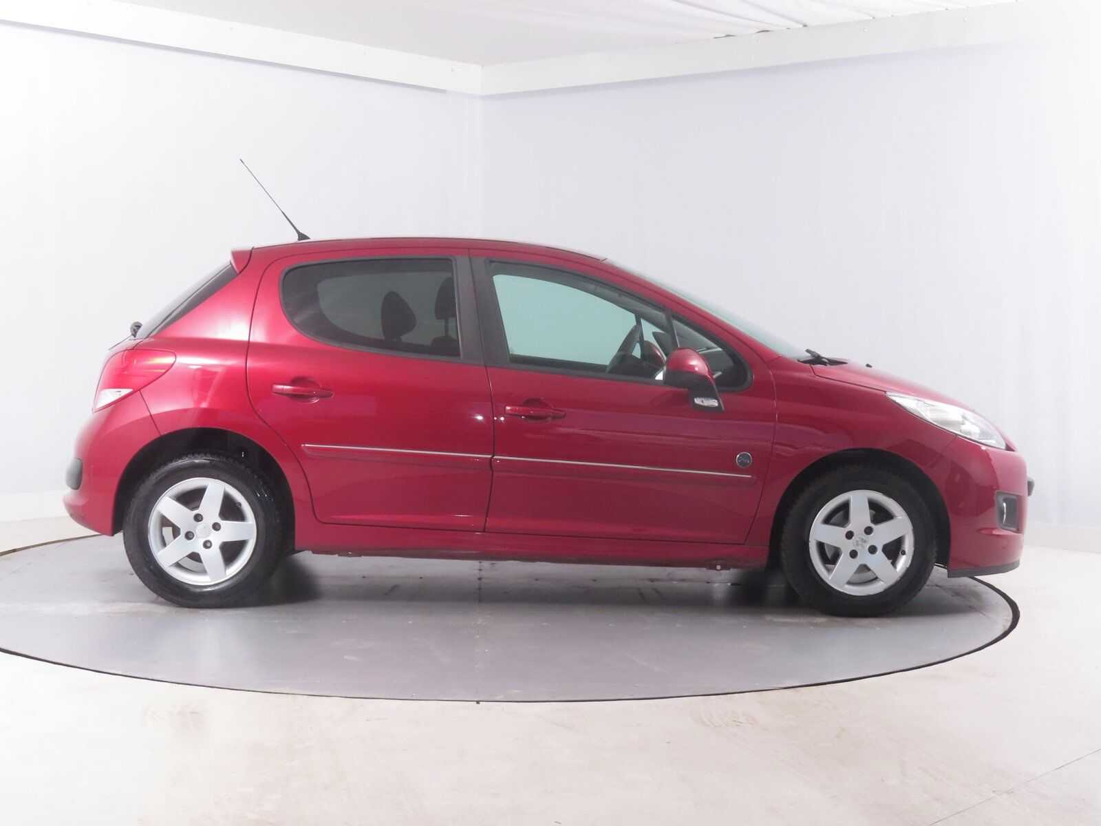 Peugeot 207, 1.4, Serv.kniha, po STK - fotka 6