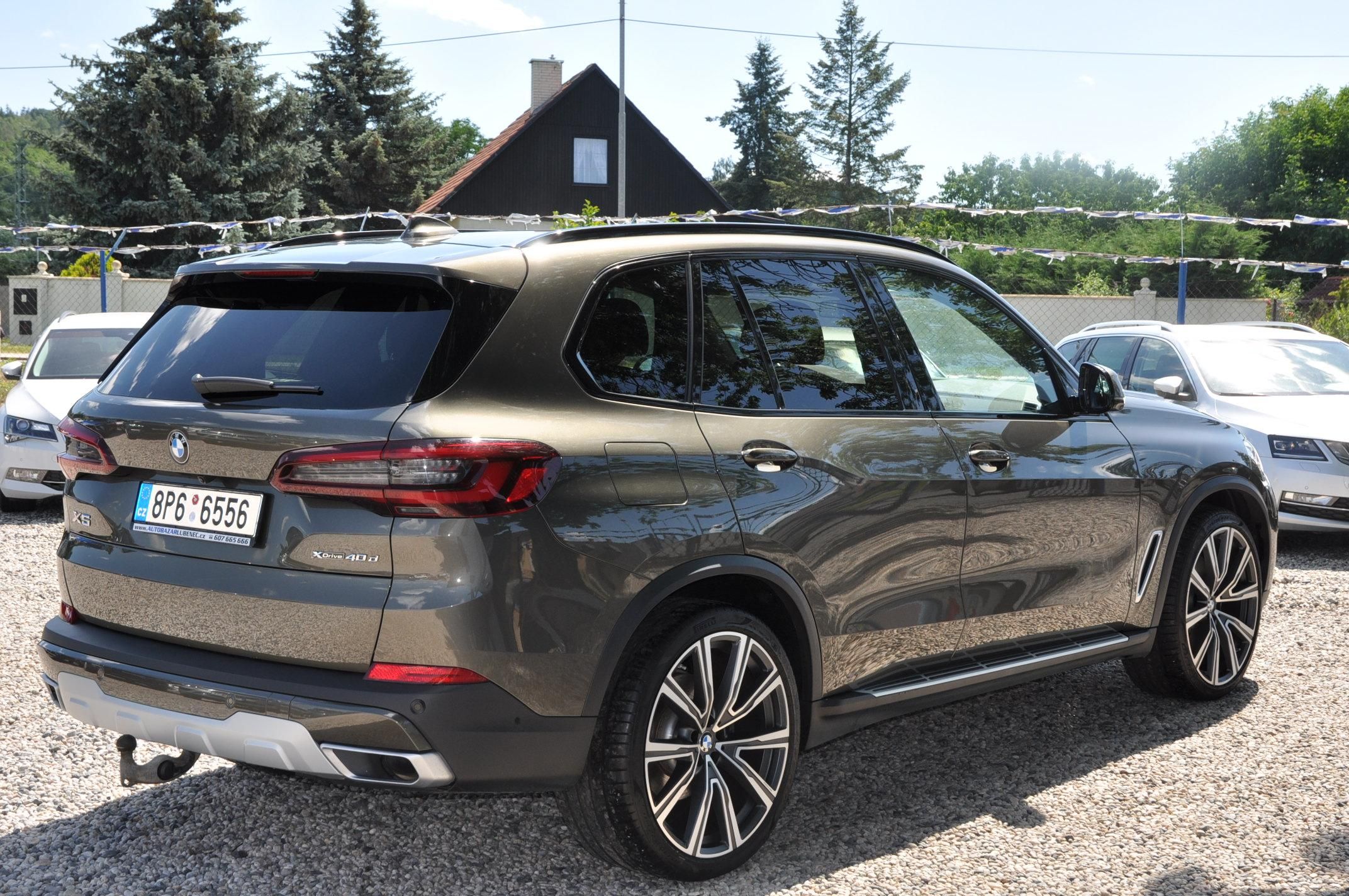BMW X5, xDrive 40d 250kW - fotka 3