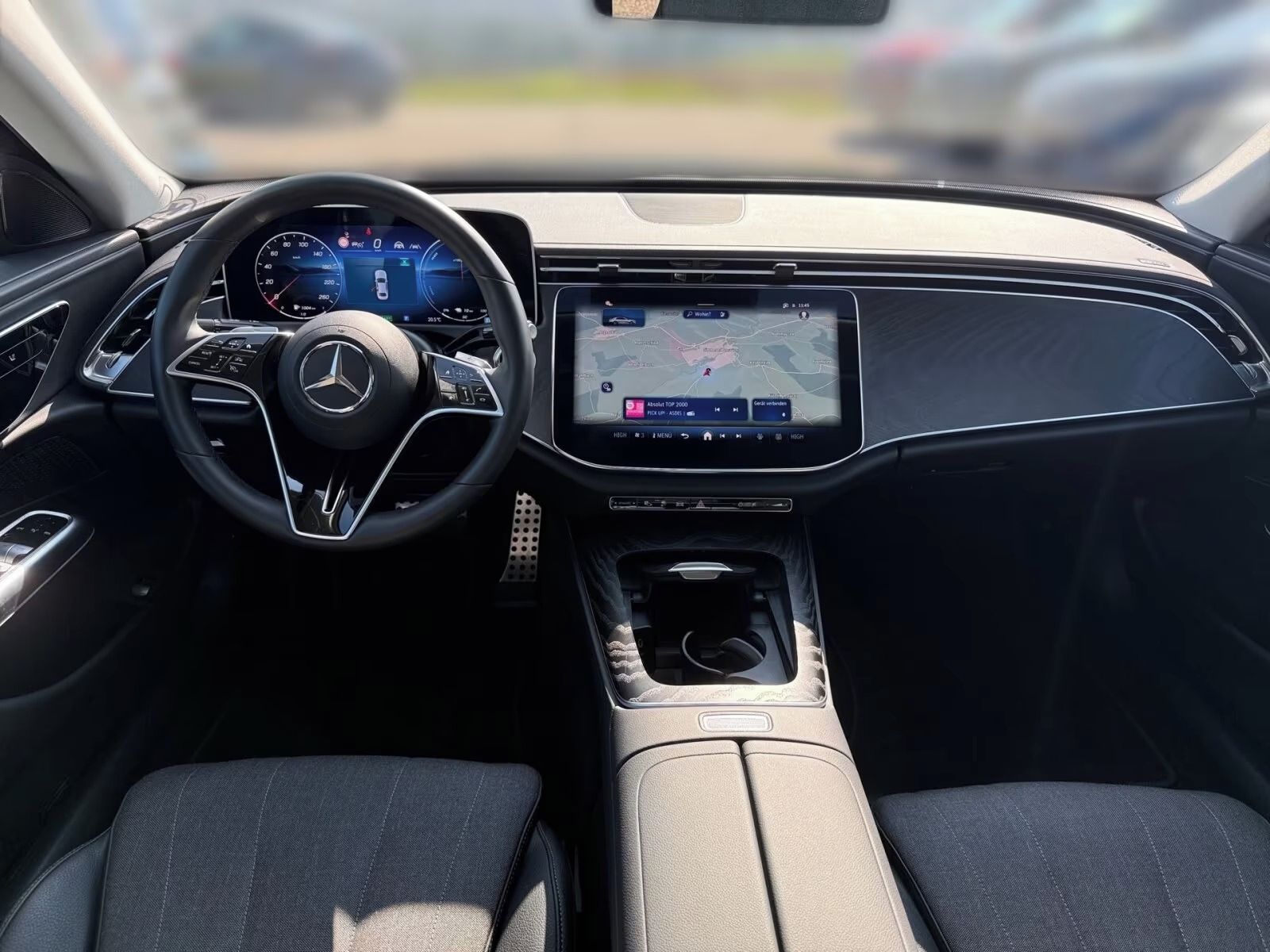 Mercedes-Benz Třídy E, 300 de Avantgarde*Kamera*Kůže - fotka 3