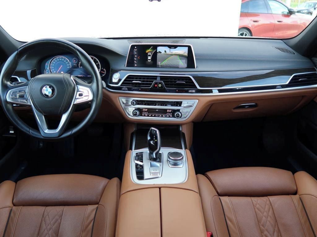 BMW Řada 7, Záruka BMW PS do 11/2026 - fotka 6