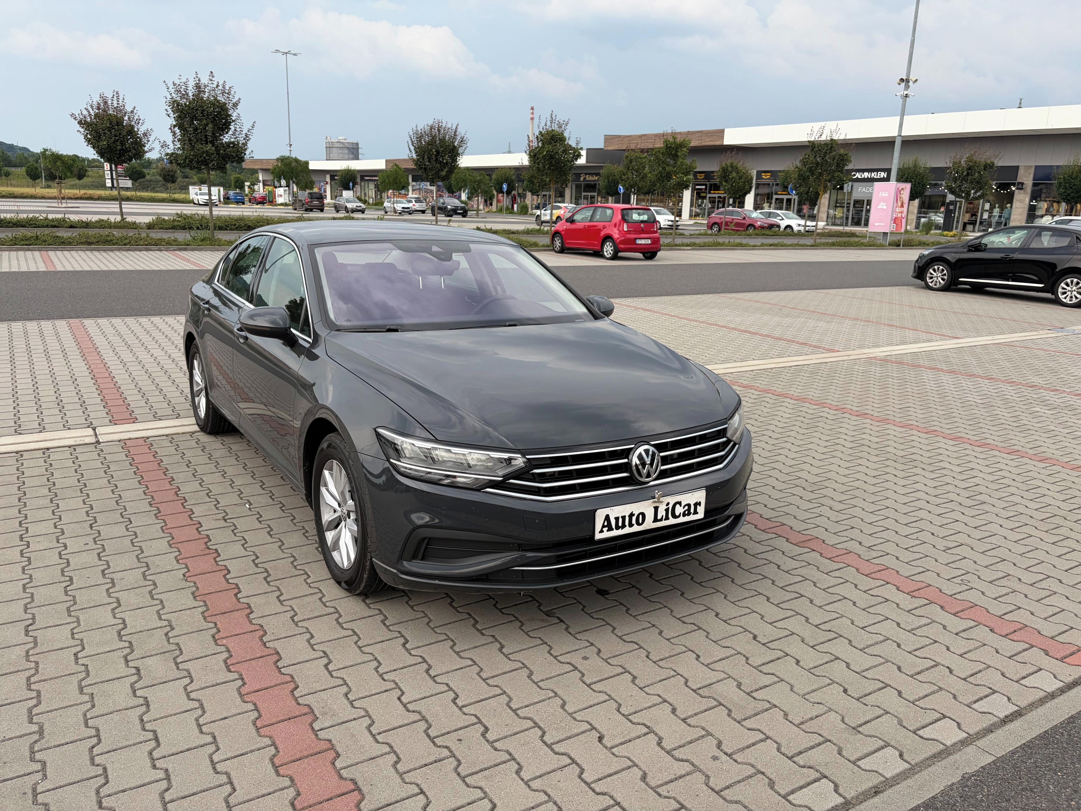 Volkswagen Passat, 1.5 TSi 110kw ČR TOP VÝBAVA