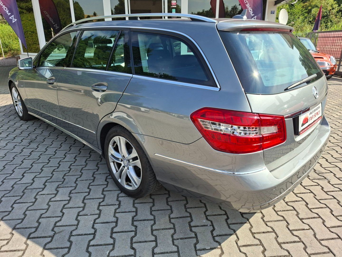Mercedes-Benz Třídy E, E 250 CDI 150kW 4MATIC - fotka 6