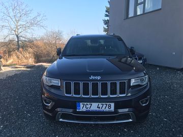 Grand Cherokee oprava/na díly