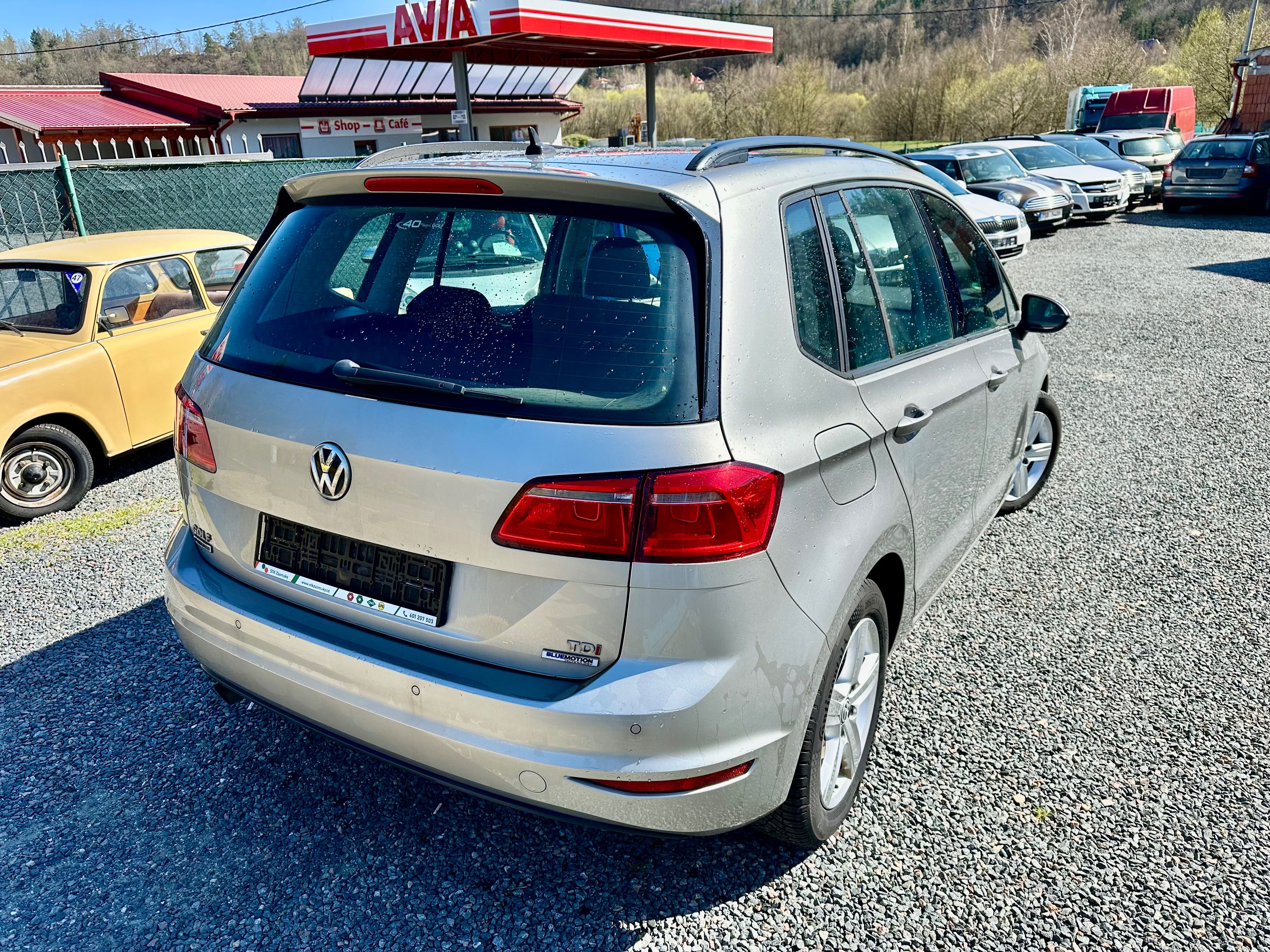 Volkswagen Golf Sportsvan, Super stav - fotka 3