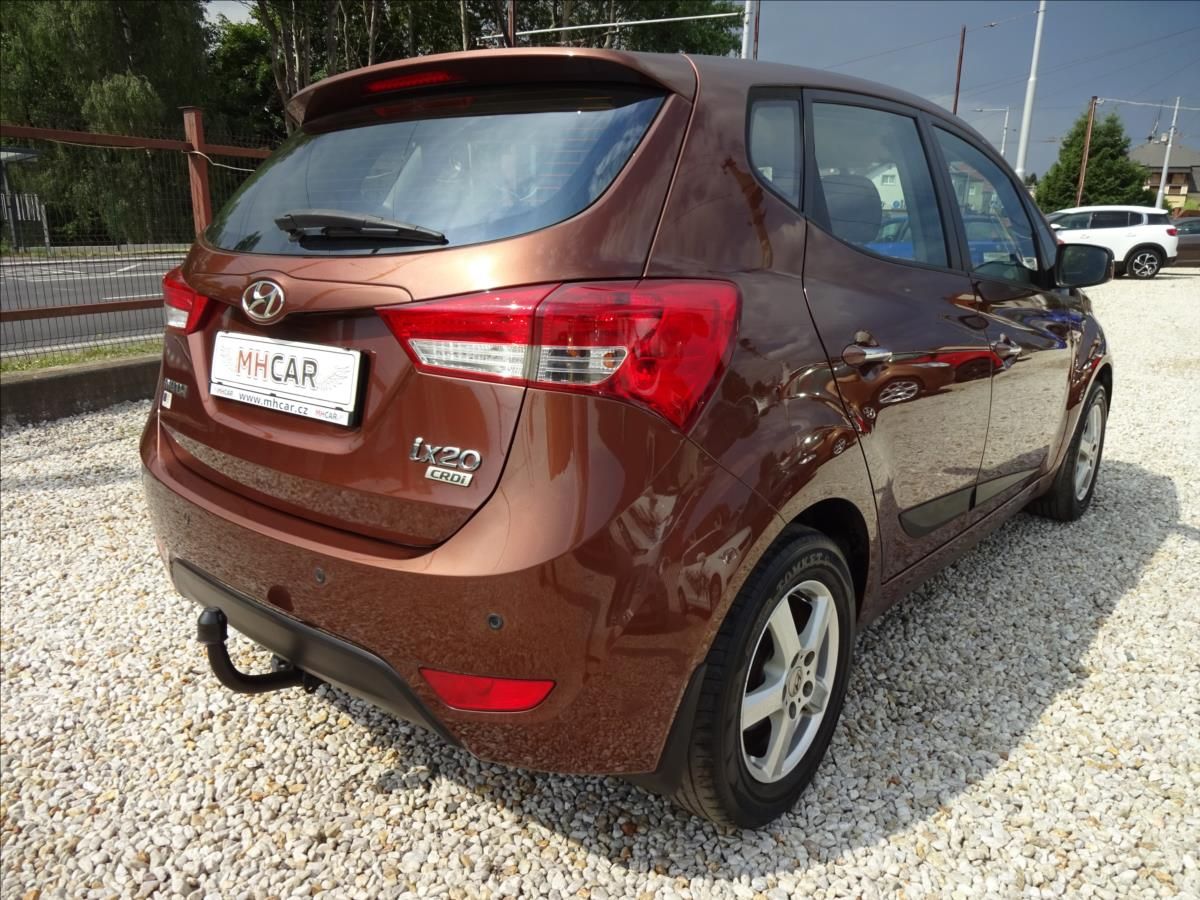 Hyundai ix20, 1,4 CRDi 66kW - fotka 6