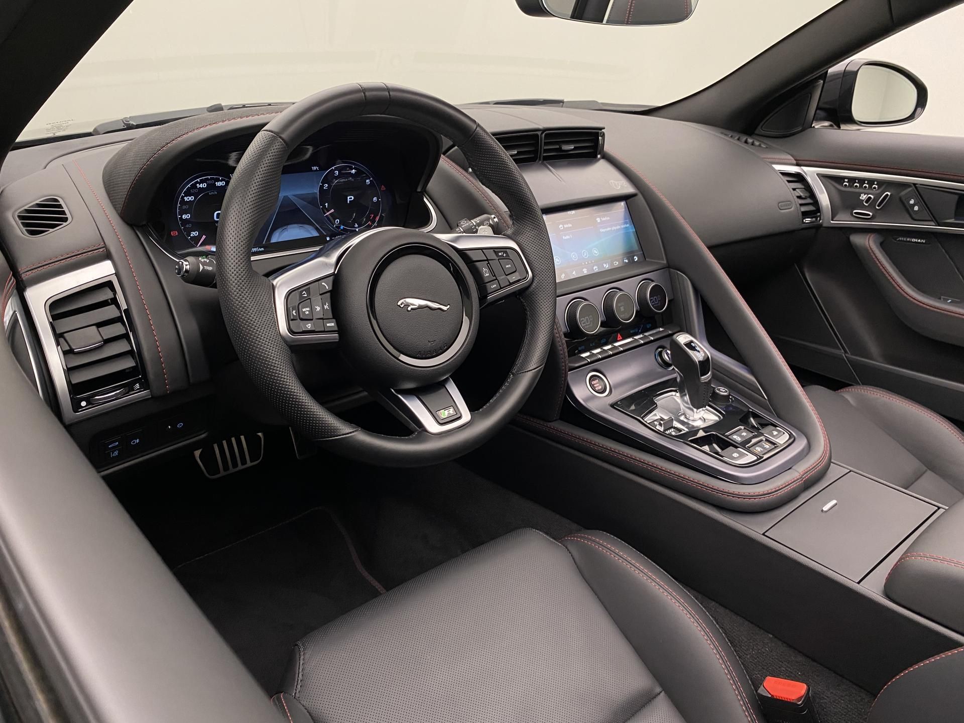 Jaguar F-Type, SVR 5.0 423kW AWD AUT - fotka 4