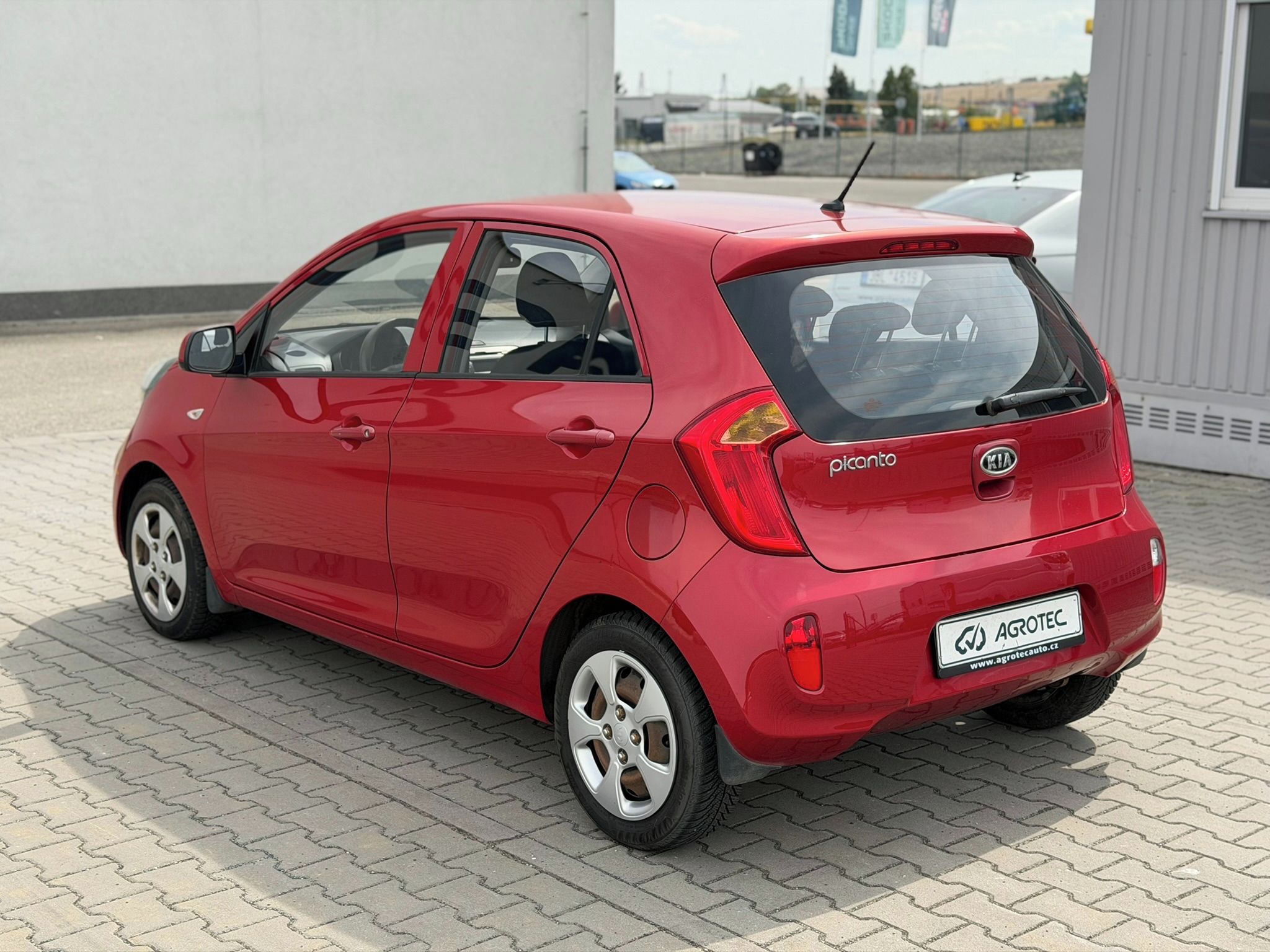 Kia Picanto, 1.0 51 kW Comfort - fotka 5