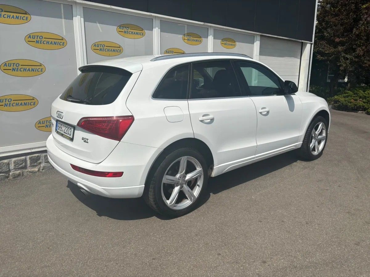 Audi Q5, 2.0 TFSi 4X4 quattro - fotka 4