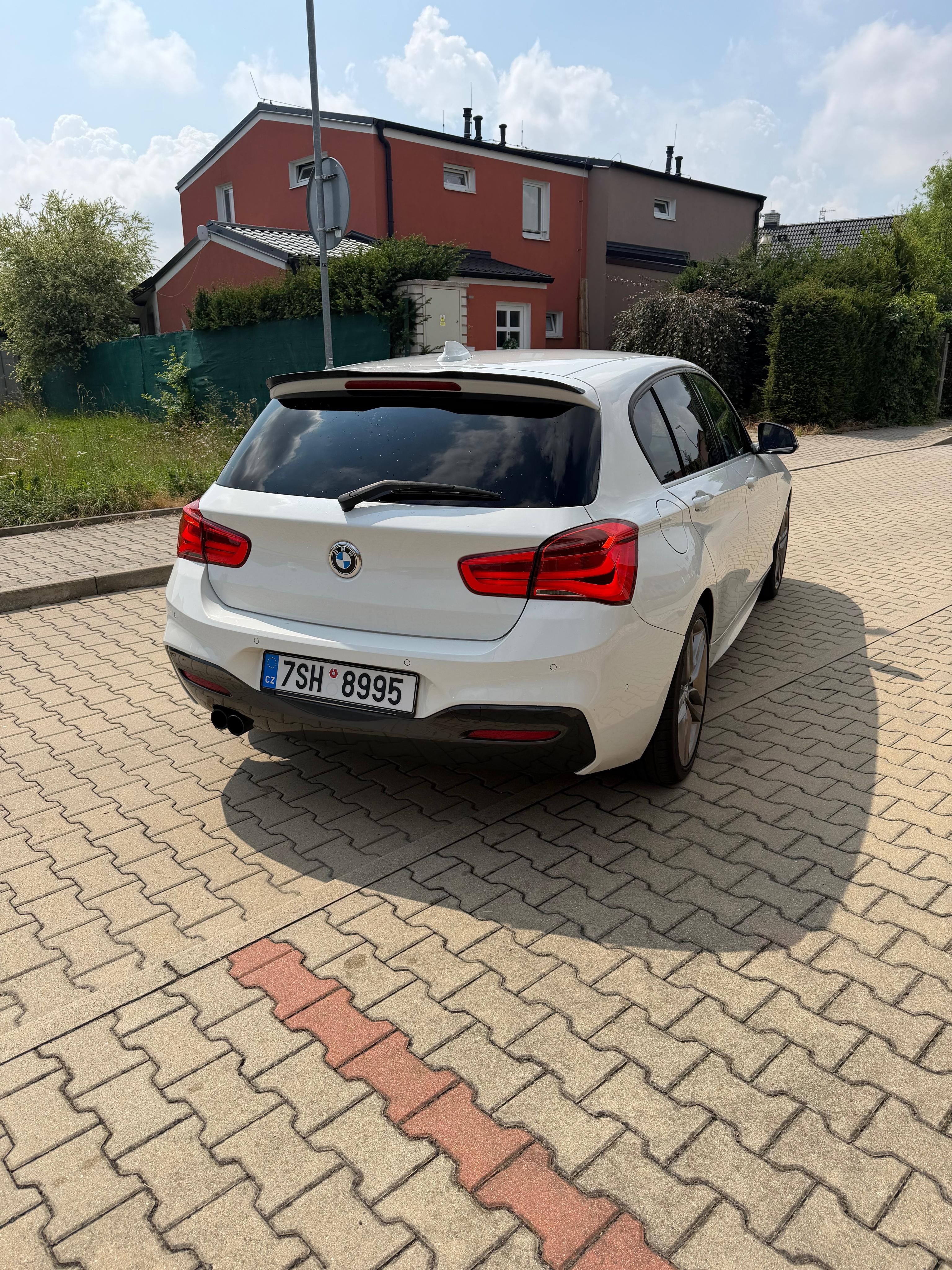 BMW Řada 1, 125d - fotka 4