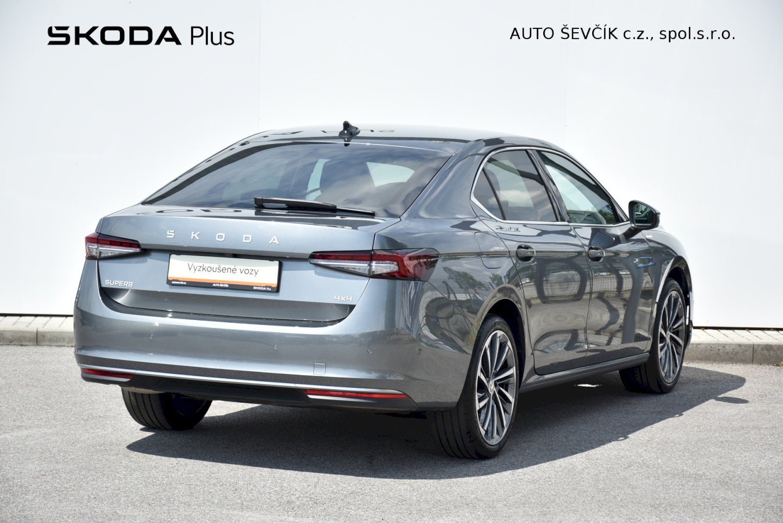 Škoda Superb, LaK 2.0 TDI 142kW 4x4 DSG - fotka 2