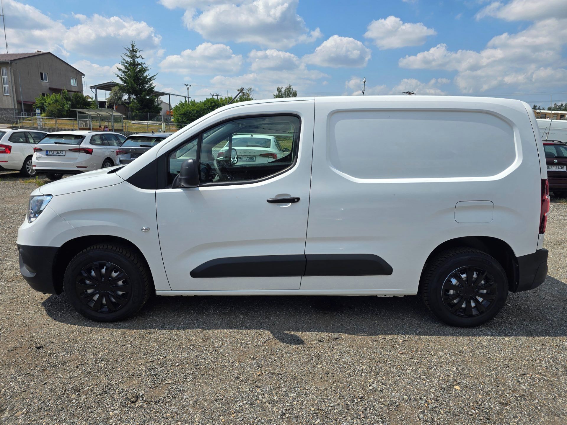 Opel Combo, 1.2 Turbo 81KW L1H1 - fotka 6