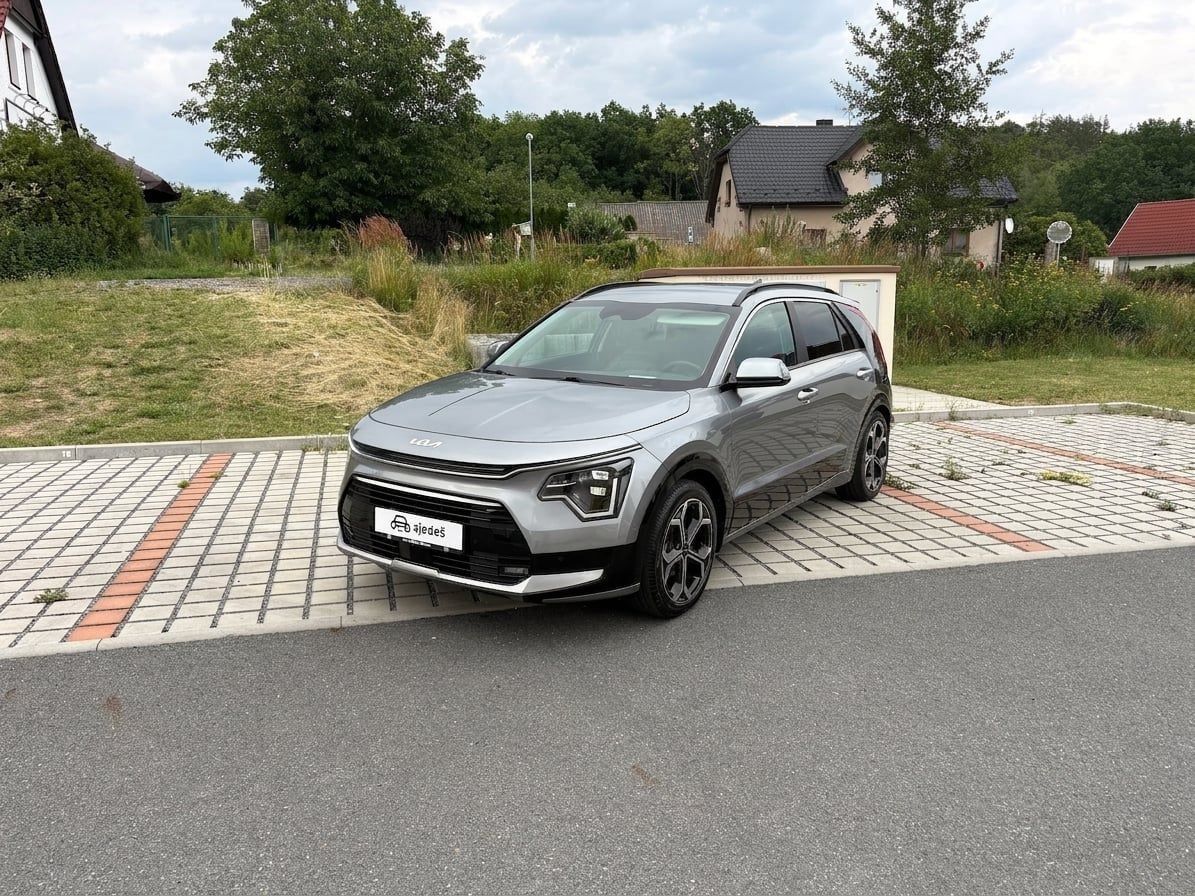 Kia Niro, 1.6 GDI/HEV/Premium/ČR/záruka