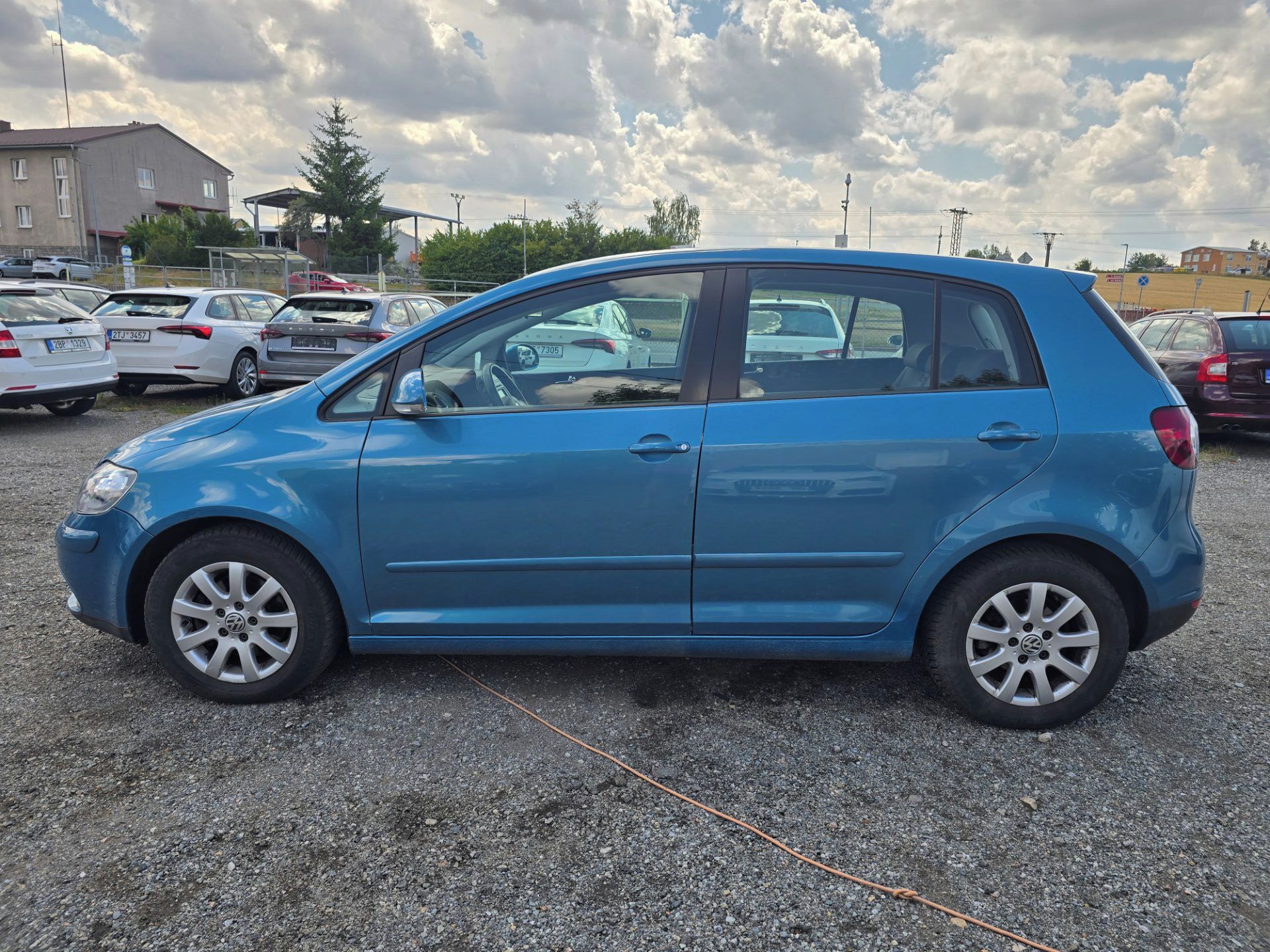 Volkswagen Golf, 1.6 Trend DSG - fotka 4