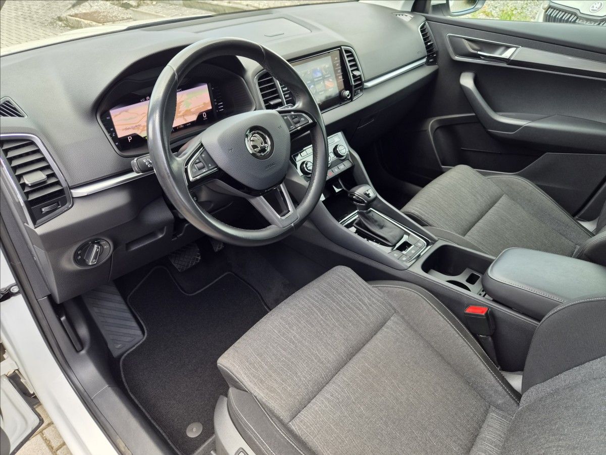 Škoda Karoq, 2,0 TDi 4x4 STYLE * VIRTUAL*TA - fotka 5