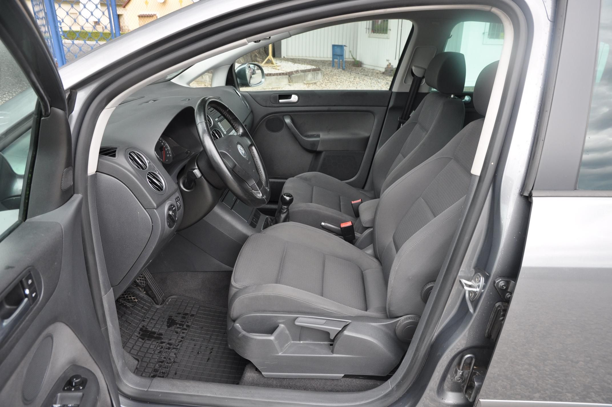 Volkswagen Golf Plus, 1.6FSi 85kW SPORT - fotka 6
