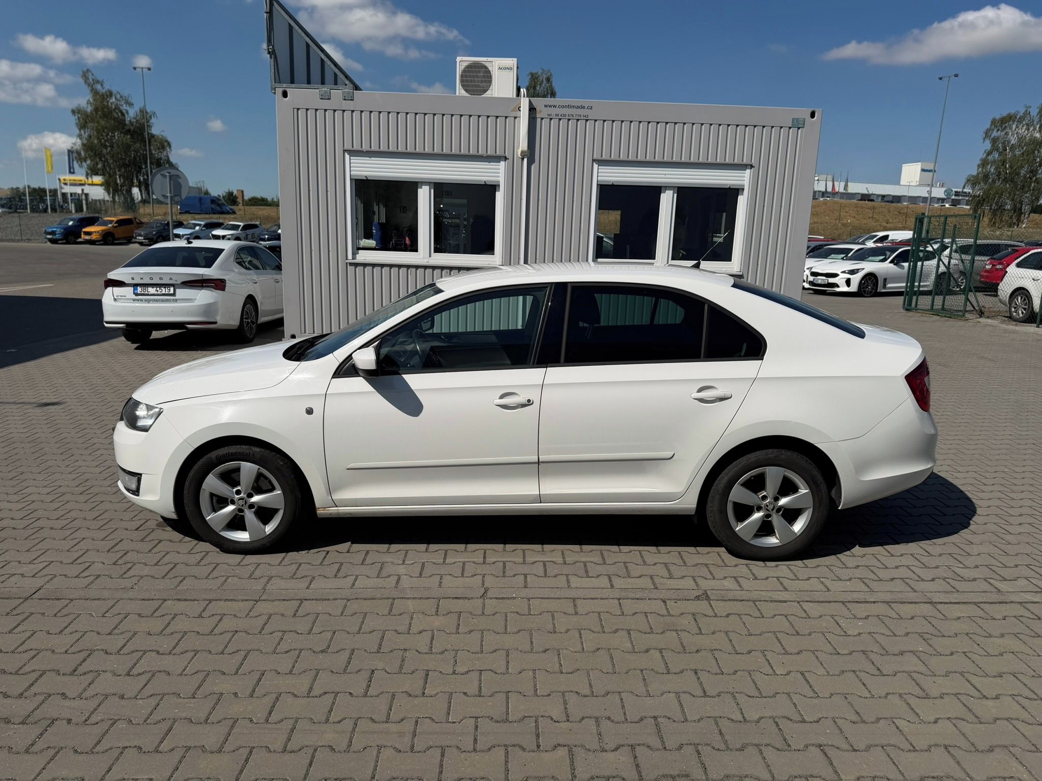 Škoda Rapid, 1.6 TDI 77 kW Ambition Fresh - fotka 4